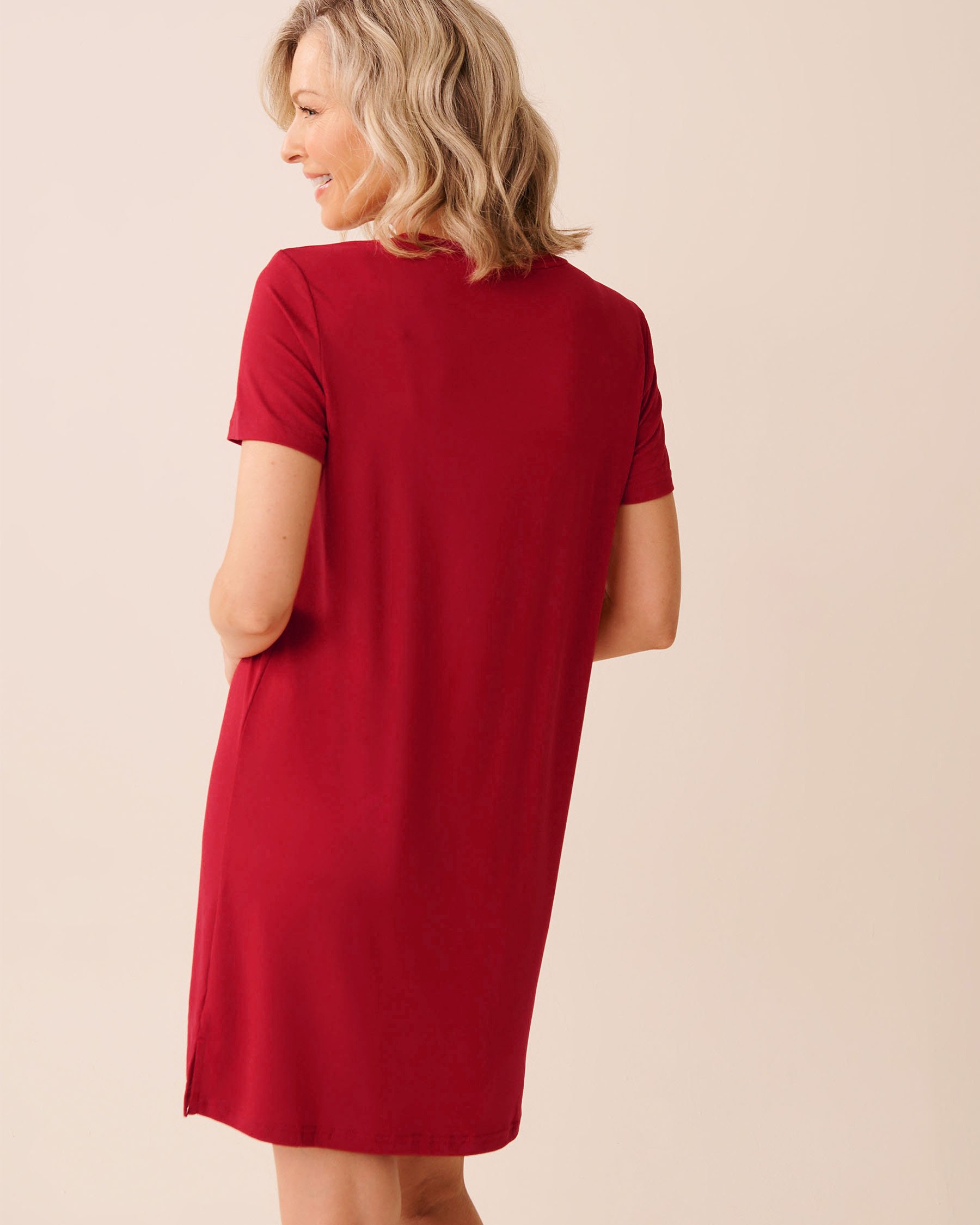 LA VIE EN ROSE Teddy Bear Print Super Soft Sleepshirt Red/Teddy Bears 40500464 - View2