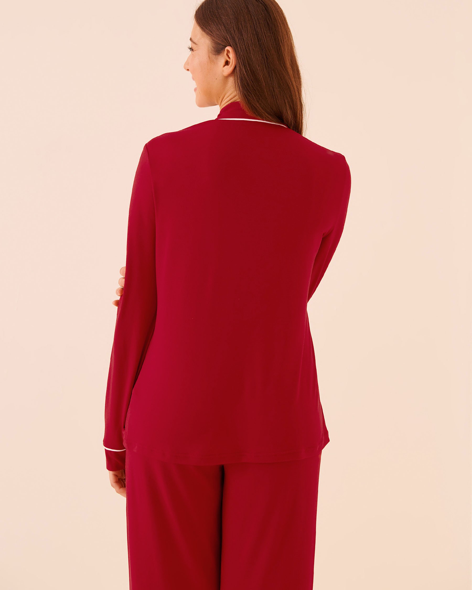 LA VIE EN ROSE Comfort & Joy Print Super Soft Button-down Shirt Merry Red 40100810 - View5