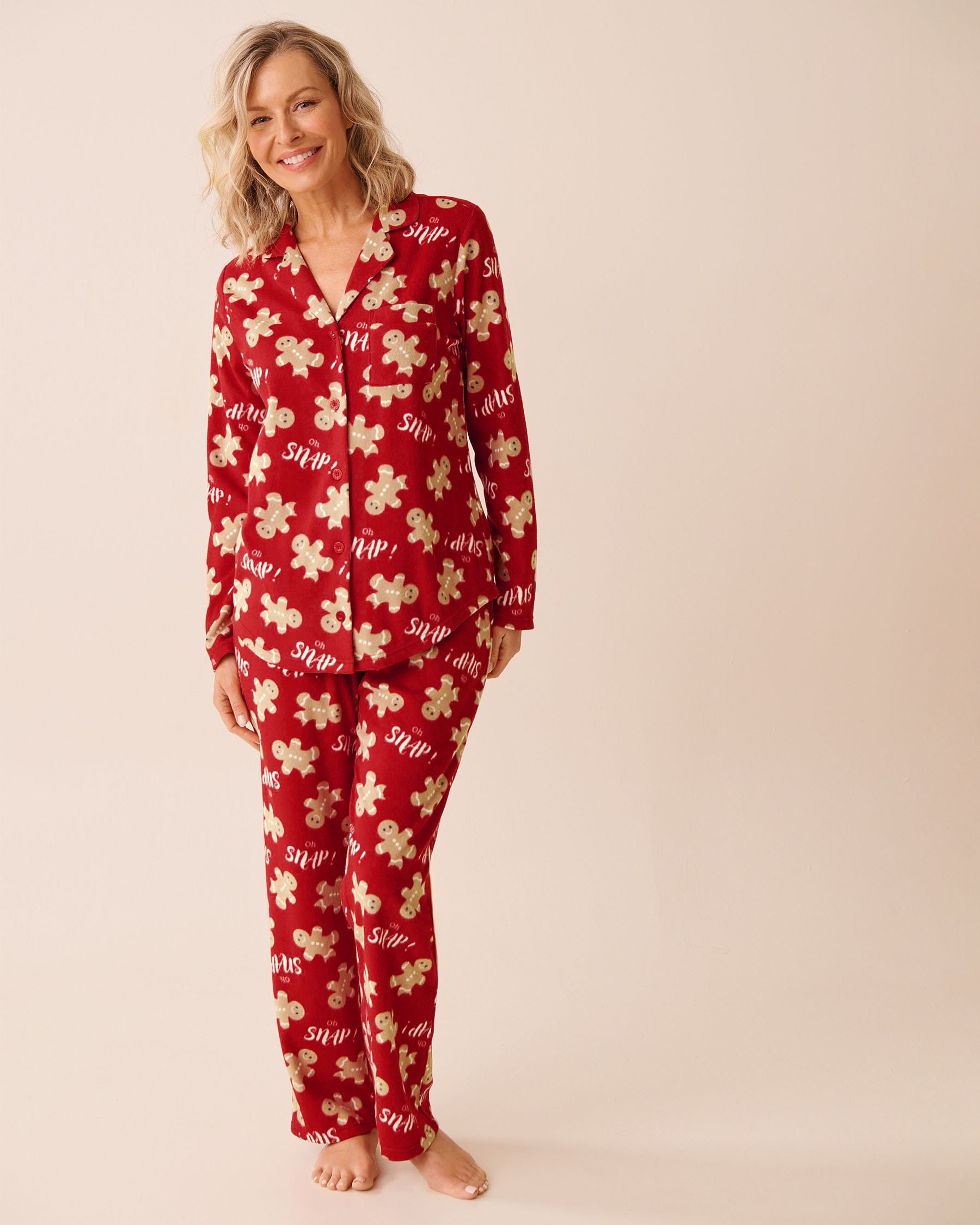 LA VIE EN ROSE Gingerbread Print Microfleece PJ Set Red/Gingerbread 40400090 - View3