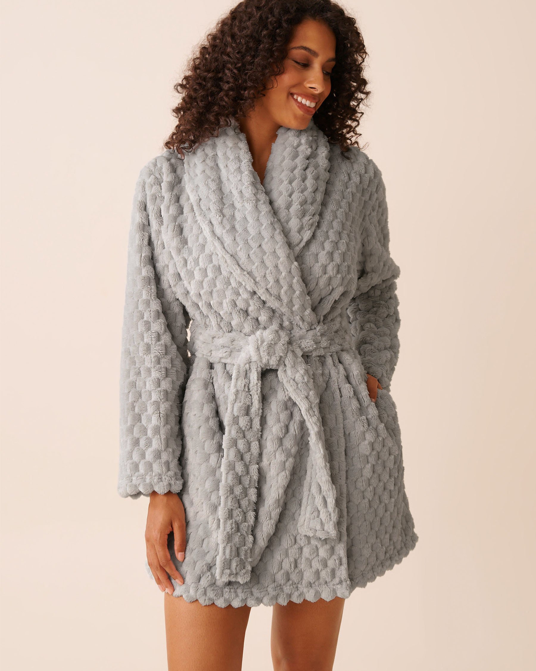 LA VIE EN ROSE Soft Plush Quilted Effect Robe Grey 40600219 - View1
