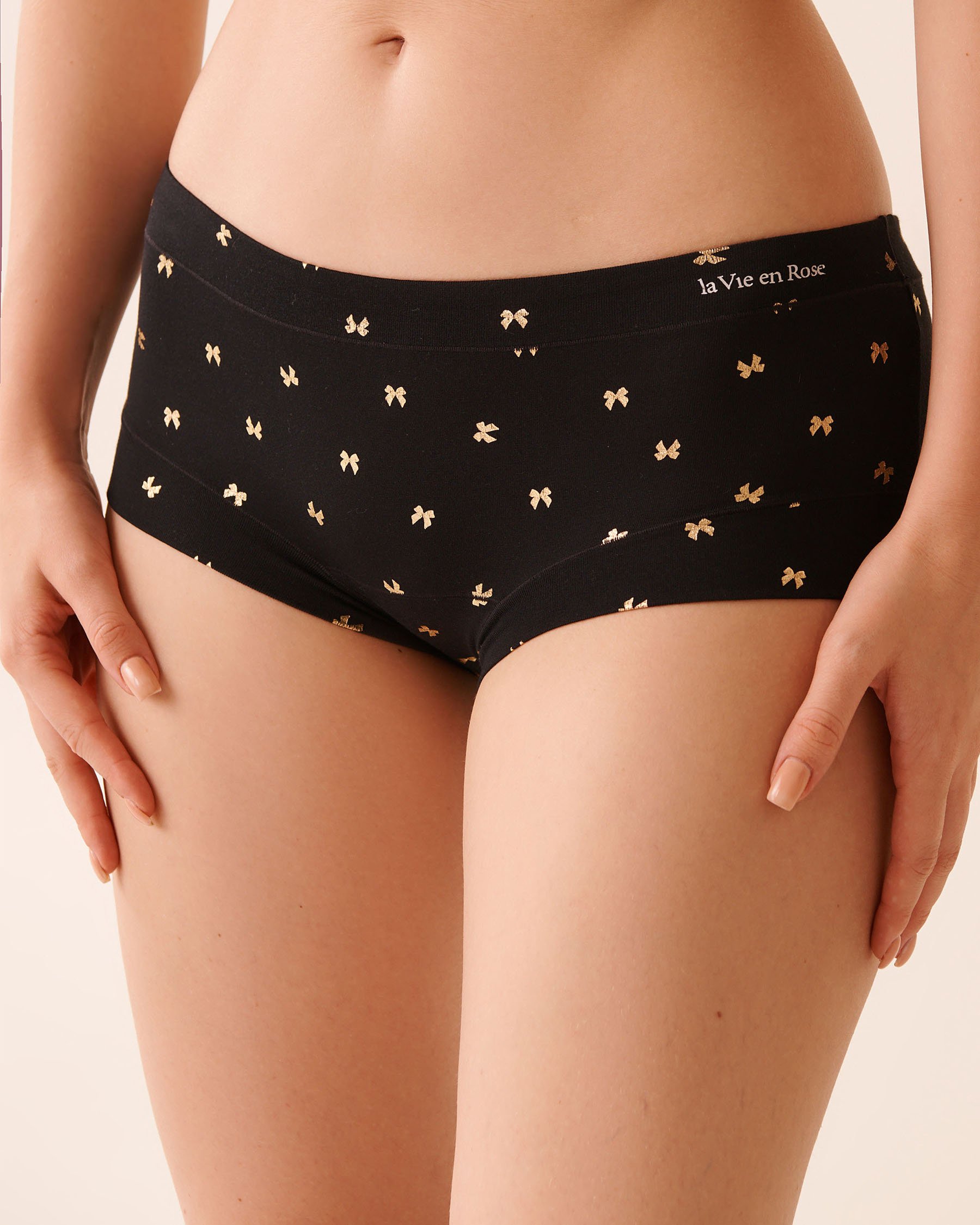 LA VIE EN ROSE Modal Boyleg Panty Black/Gold Bows 20200714 - View1