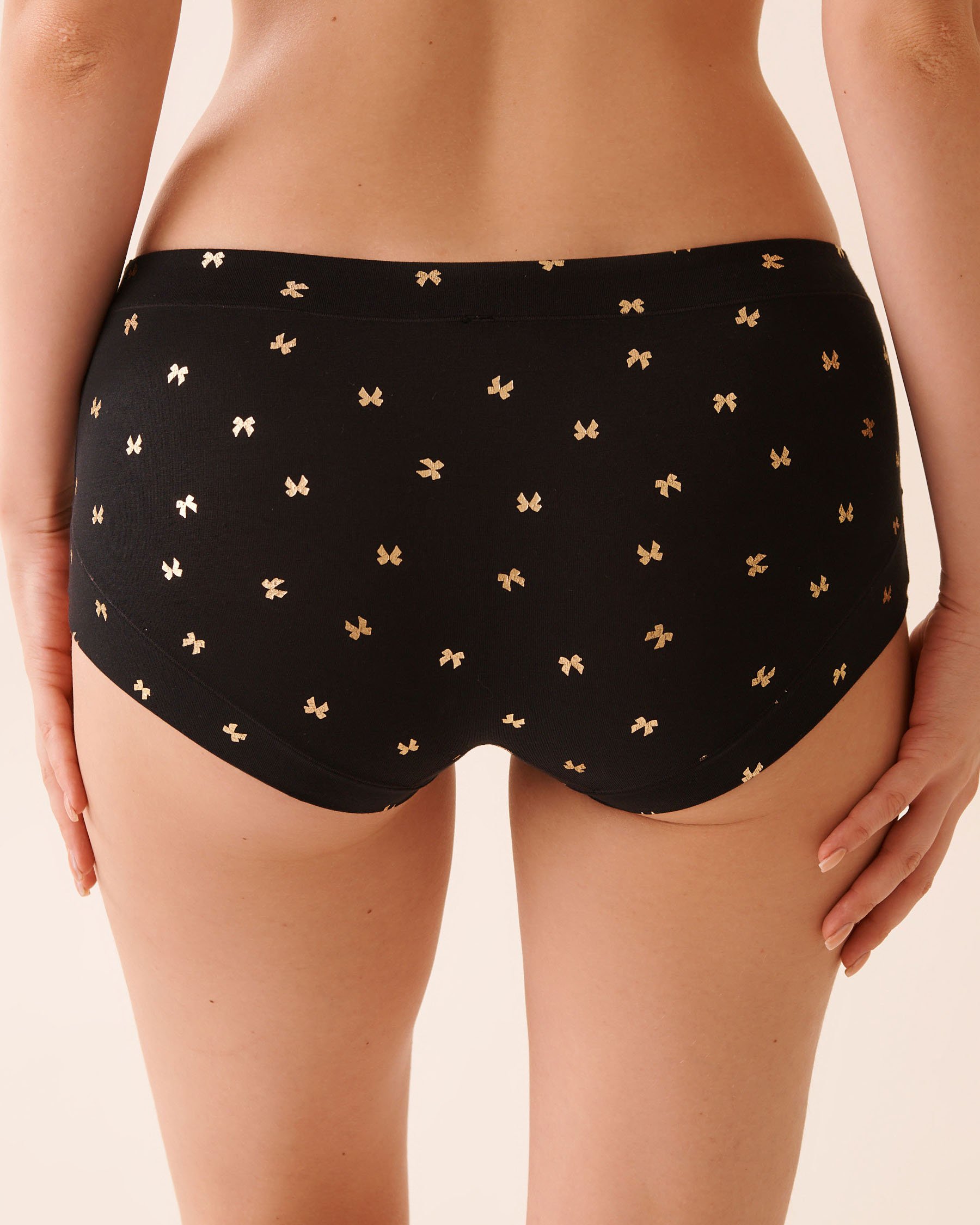 LA VIE EN ROSE Modal Boyleg Panty Black/Gold Bows 20200714 - View2