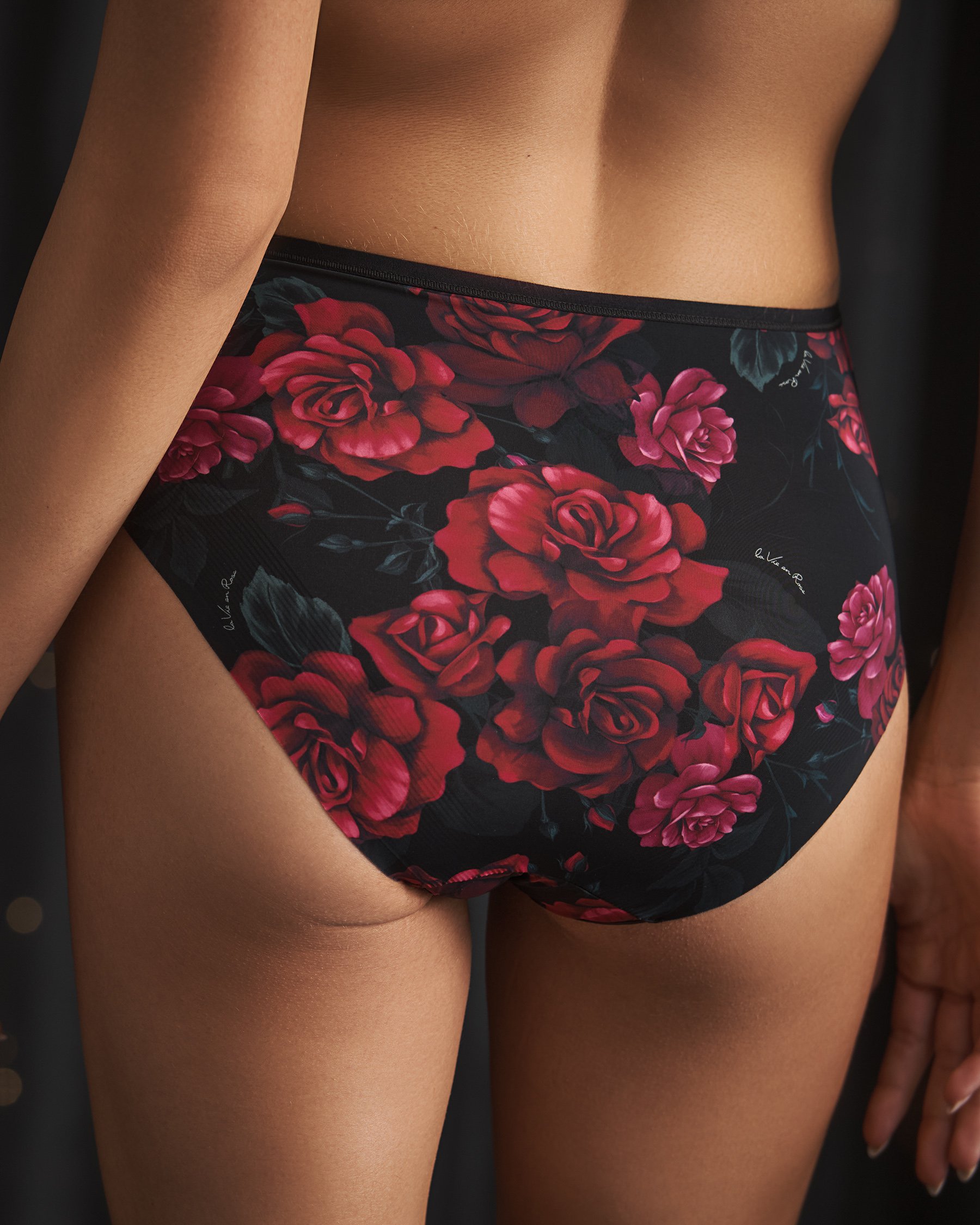 LA VIE EN ROSE Microfiber Sleek Back High Waist Bikini Panty Black/Red Roses 20300463 - View1