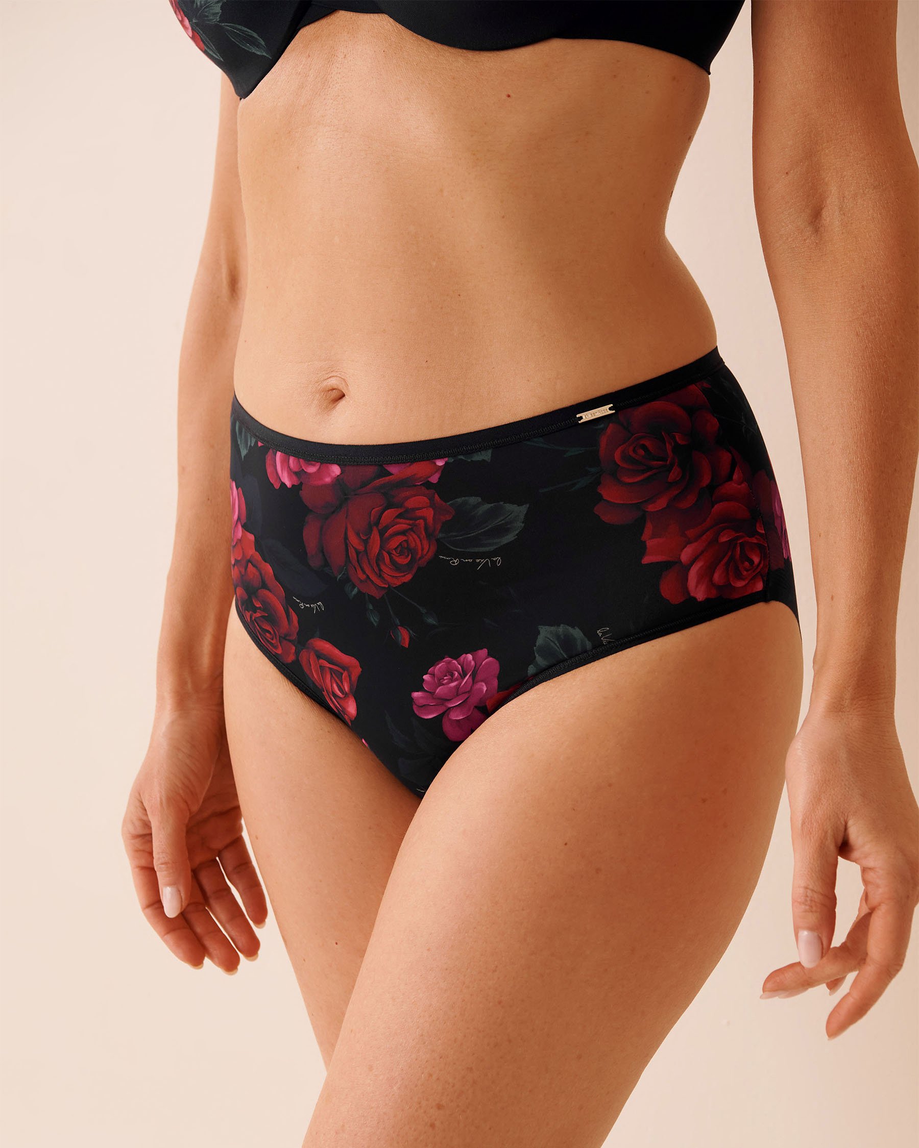 LA VIE EN ROSE Microfiber Sleek Back High Waist Bikini Panty Black/Red Roses 20300463 - View2