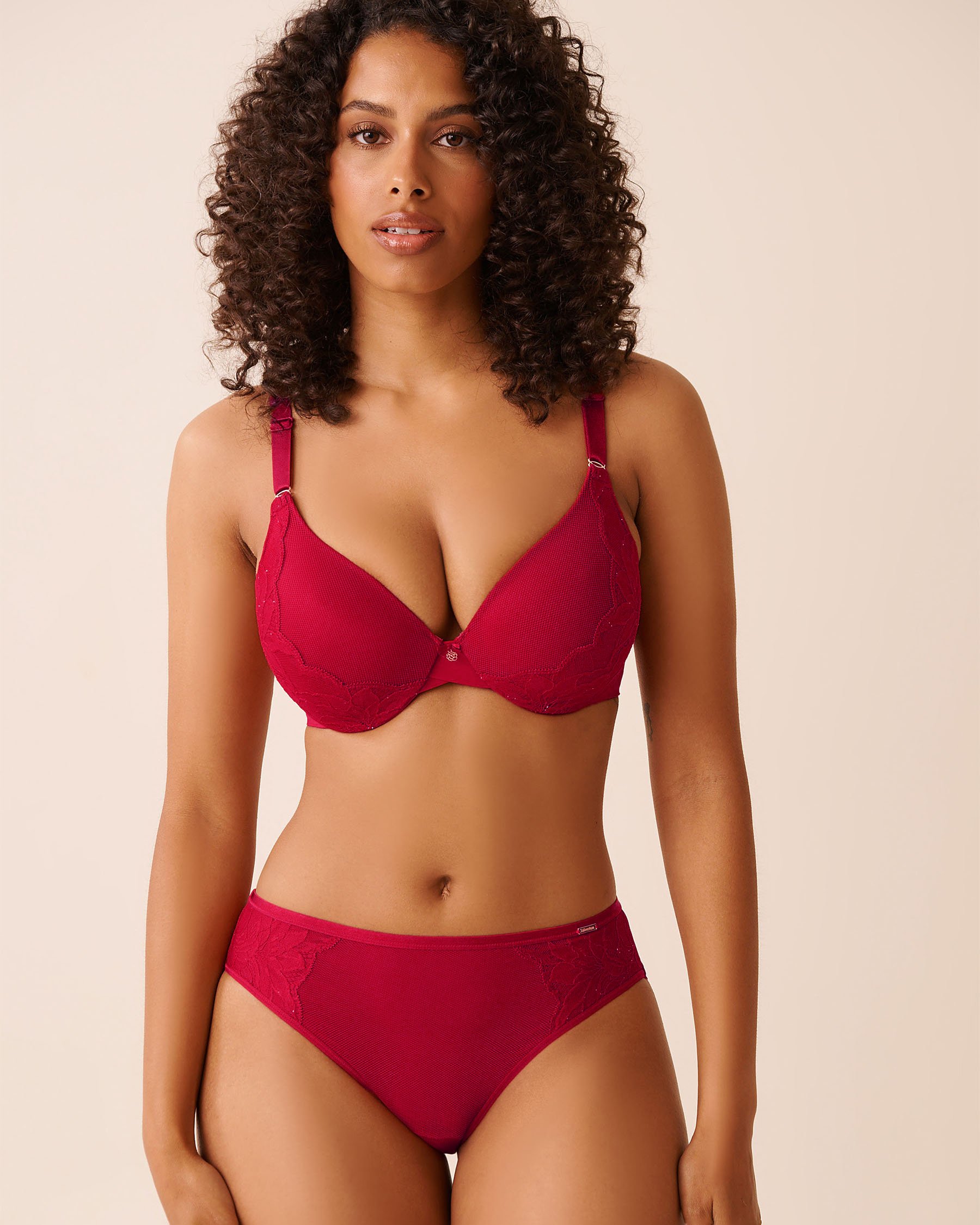 LA VIE EN ROSE Microfiber and Lace Sleek Back Bikini Panty Merry Red 20300448 - View5