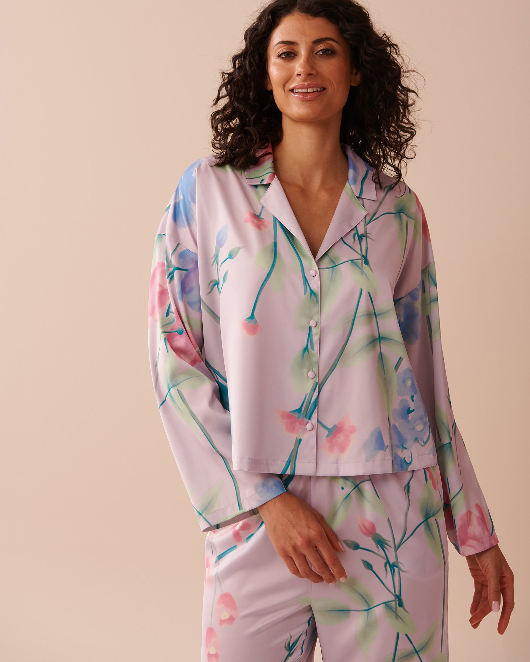 LA VIE EN ROSE Lavender Garden Print Satin Button-down Shirt Lavender Garden 60100122 - View1
