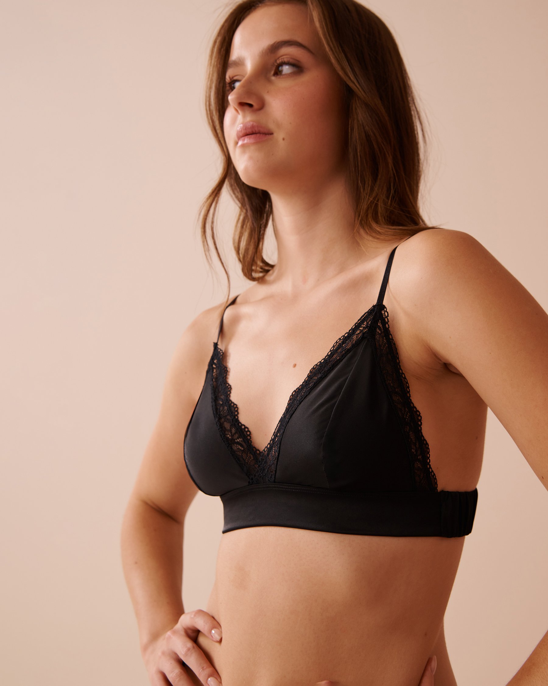 LA VIE EN ROSE Ensemble 2 pièces en satin et dentelle Noir 60400049 - Voir3