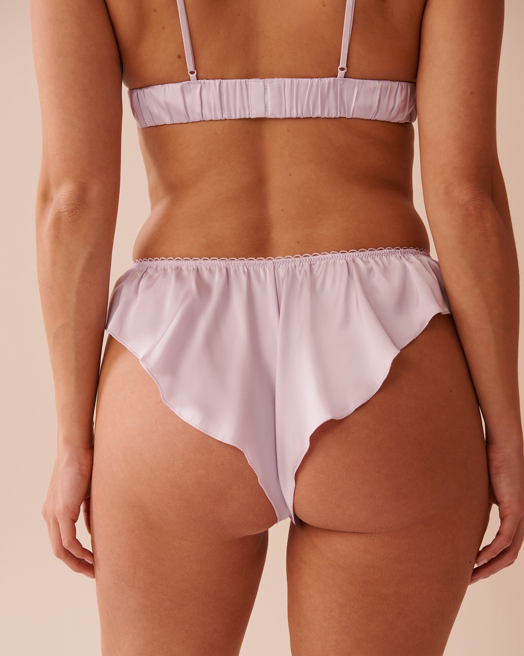 LA VIE EN ROSE Ensemble 2 pièces en satin et dentelle Lavande 60400049 - Voir5