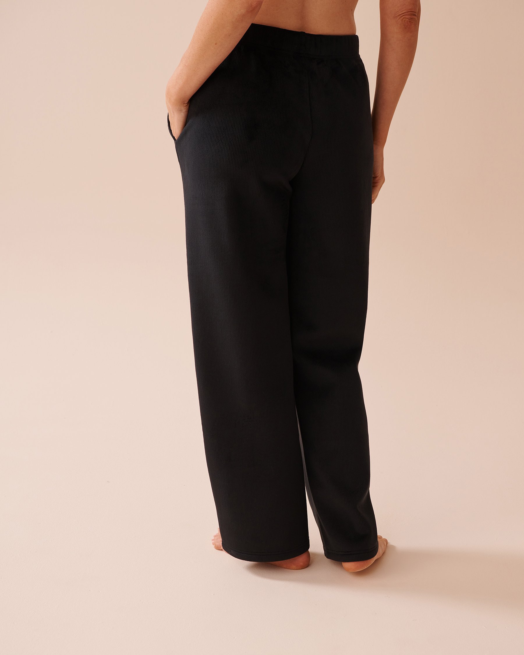 LA VIE EN ROSE Heavy Ribbed Pants Black 50200085 - View2