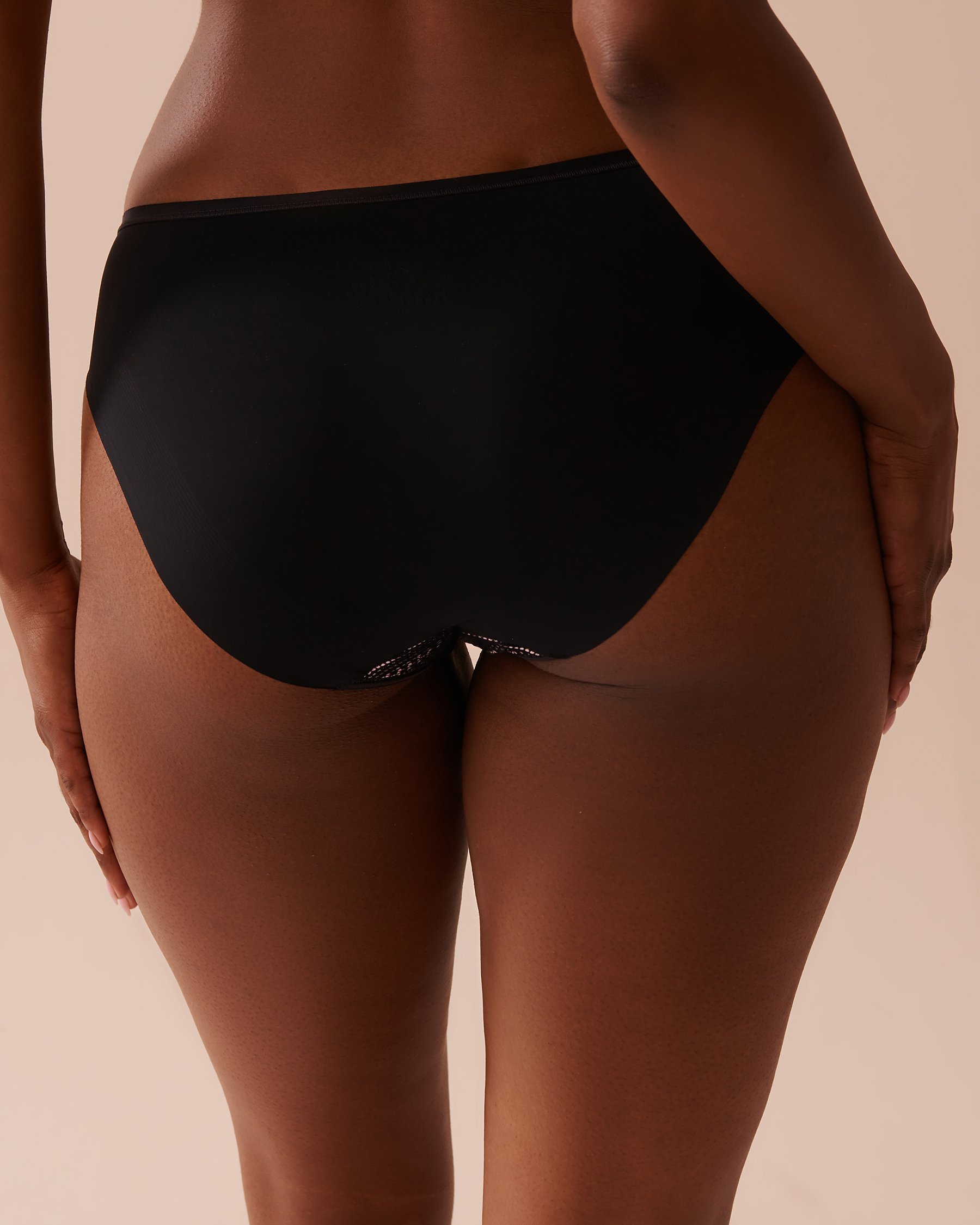 LA VIE EN ROSE Microfiber and Lace Sleek Back Bikini Panty Black 20300369 - View2