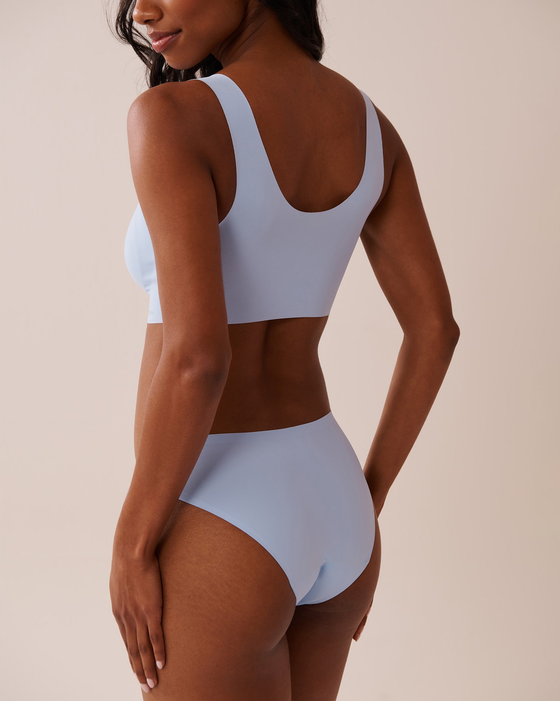 LA VIE EN ROSE Culotte menstruelle coupe bikini absorption régulière Bleu poudré 20400017 - Voir3