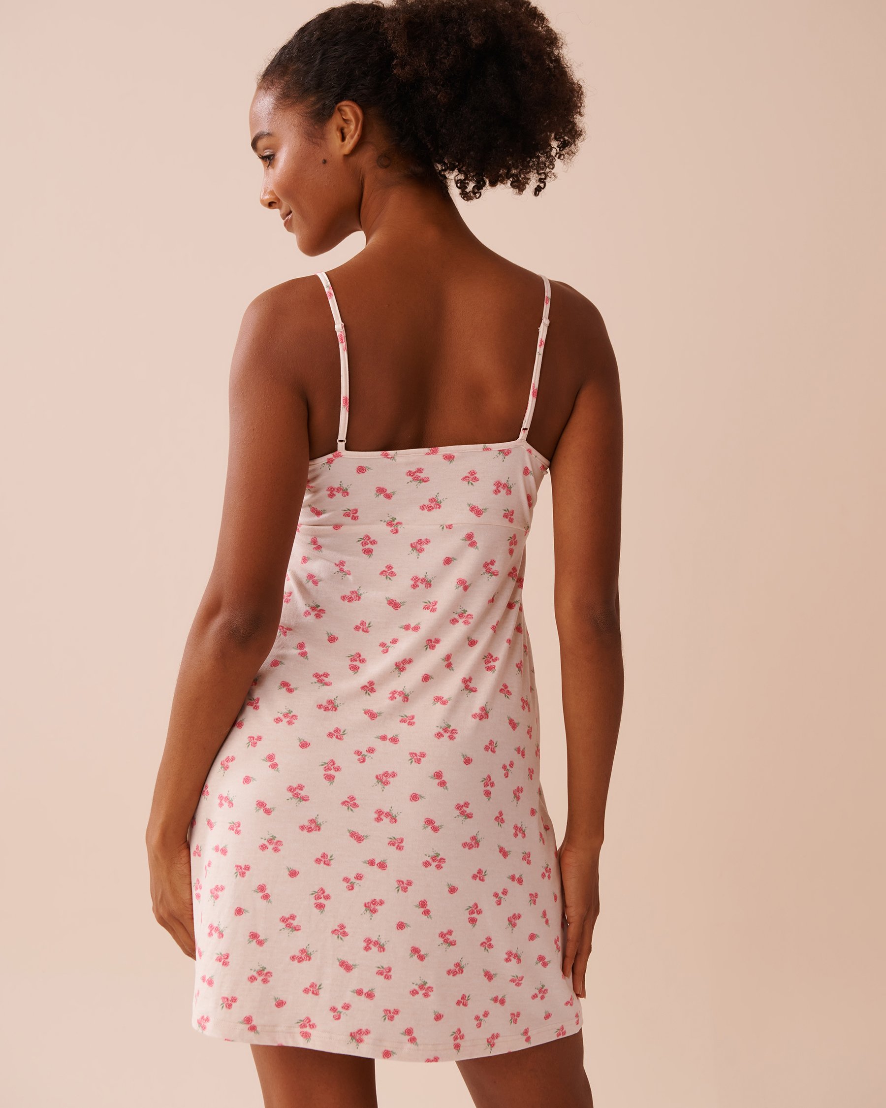LA VIE EN ROSE Rose Print Super Soft Nightie Oatmeal/Roses 40500408 - View2