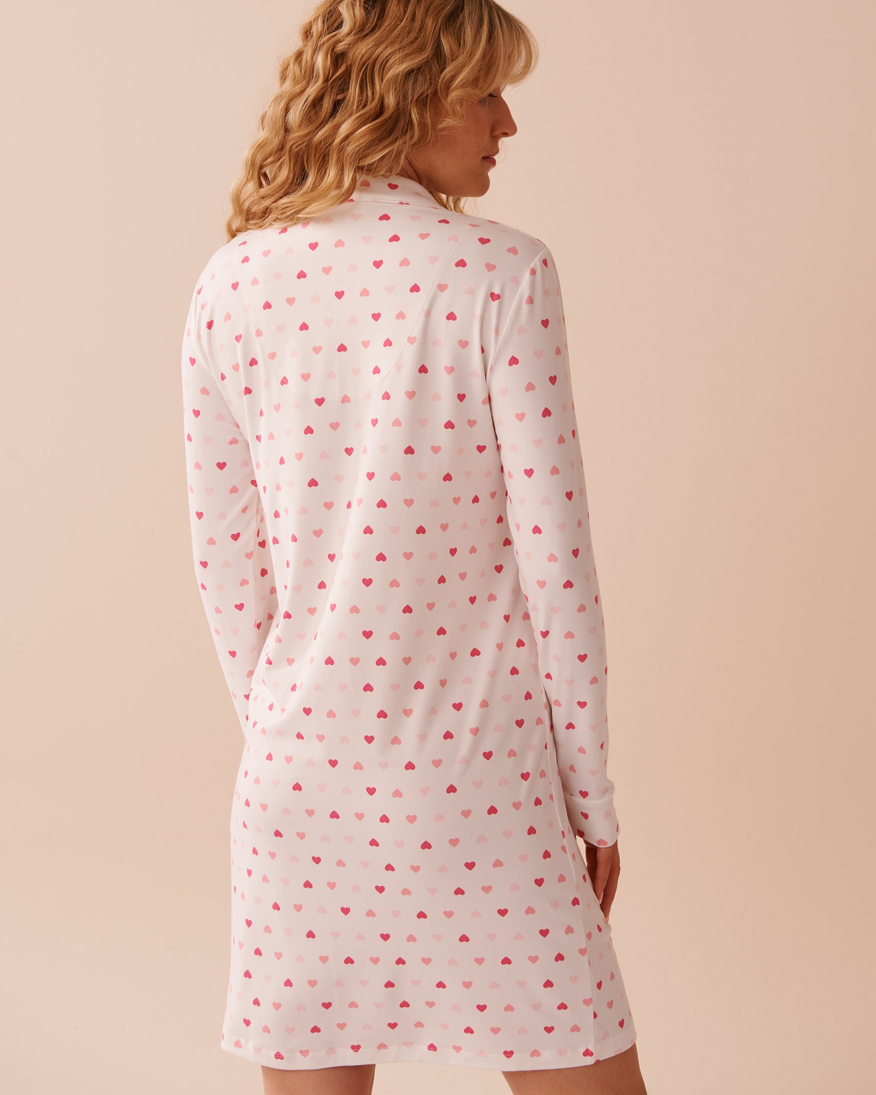 LA VIE EN ROSE Heart Print Super Soft Sleepshirt White/Pink Hearts 40500410 - View2