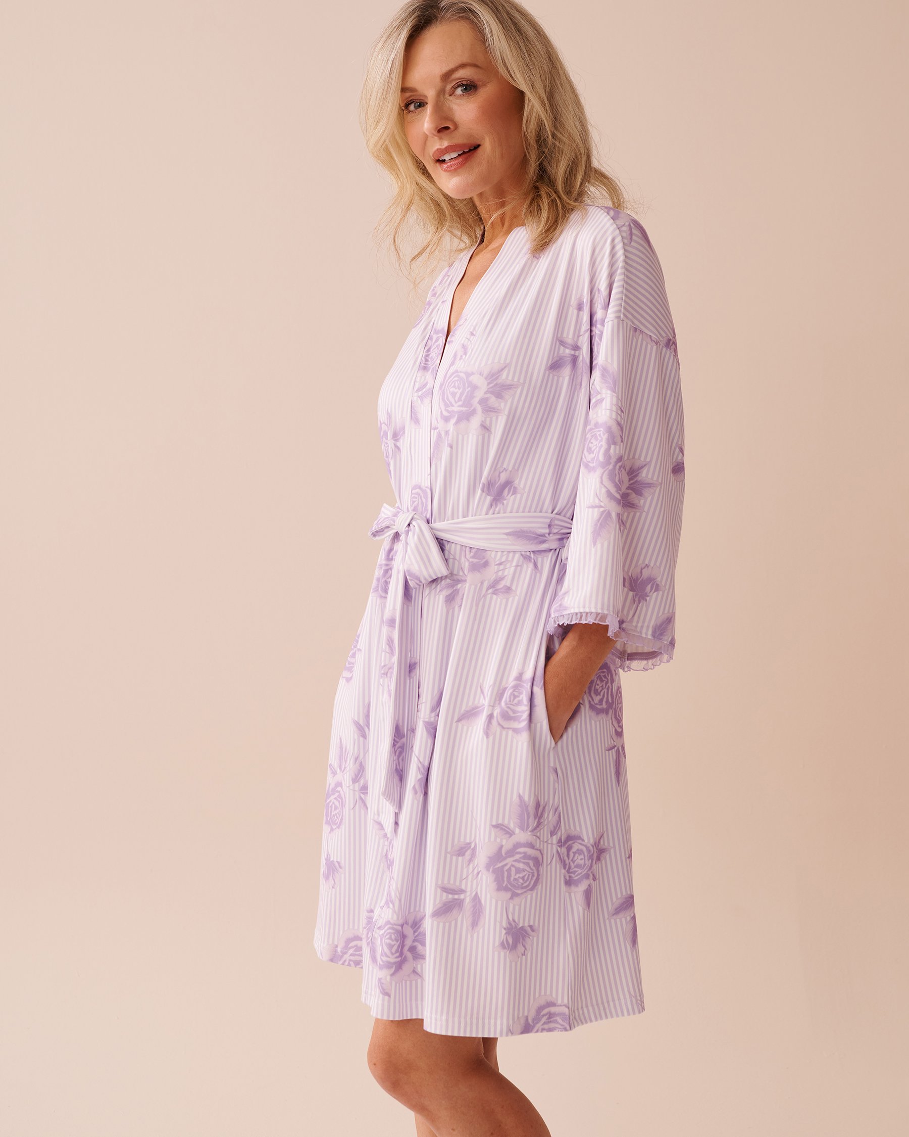 LA VIE EN ROSE Kimono ultra doux imprimé rose lilas Lilas et roses 40600200 - View2