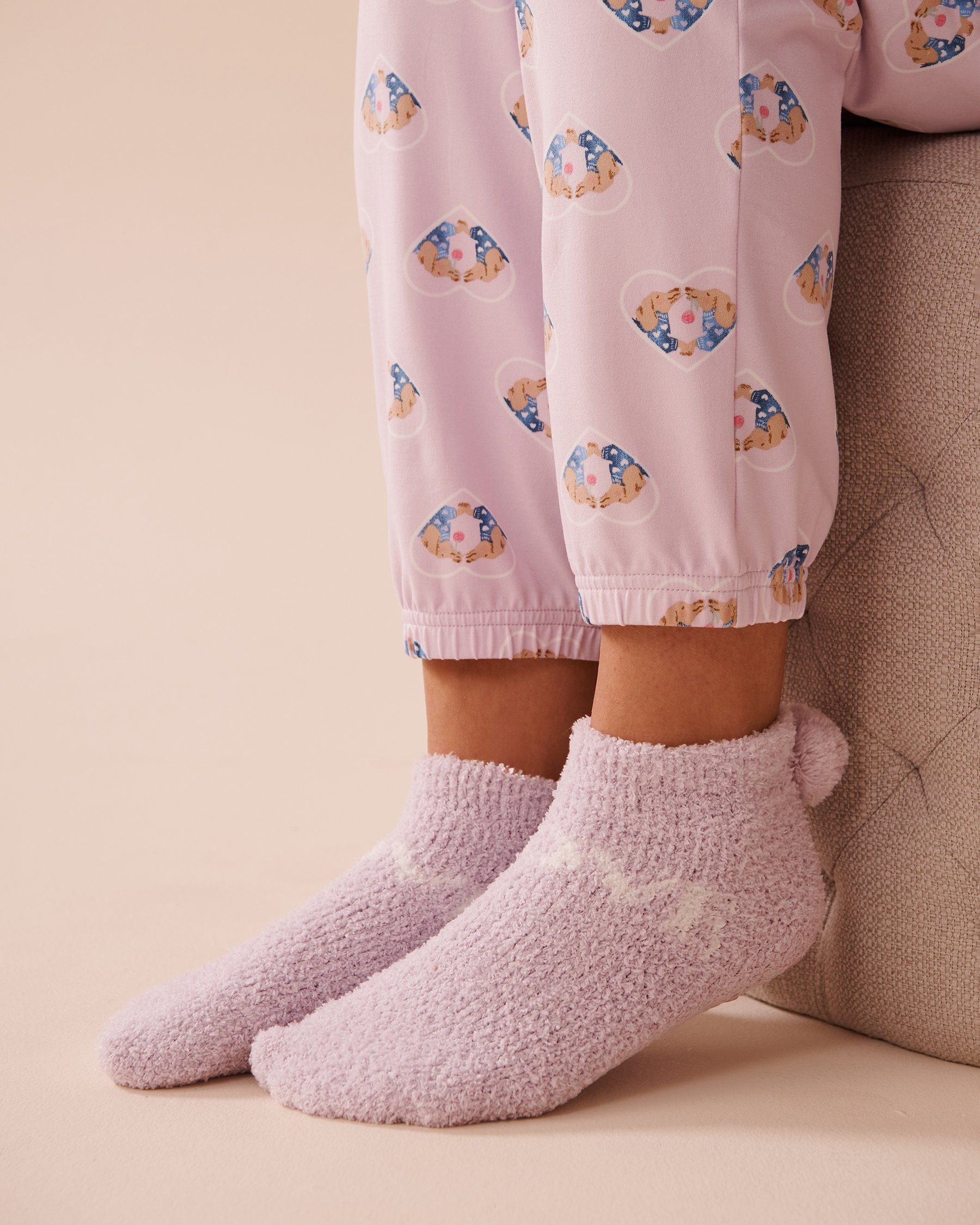 LA VIE EN ROSE Pompom Soft Plush Socks Lavender 40700374 - View1