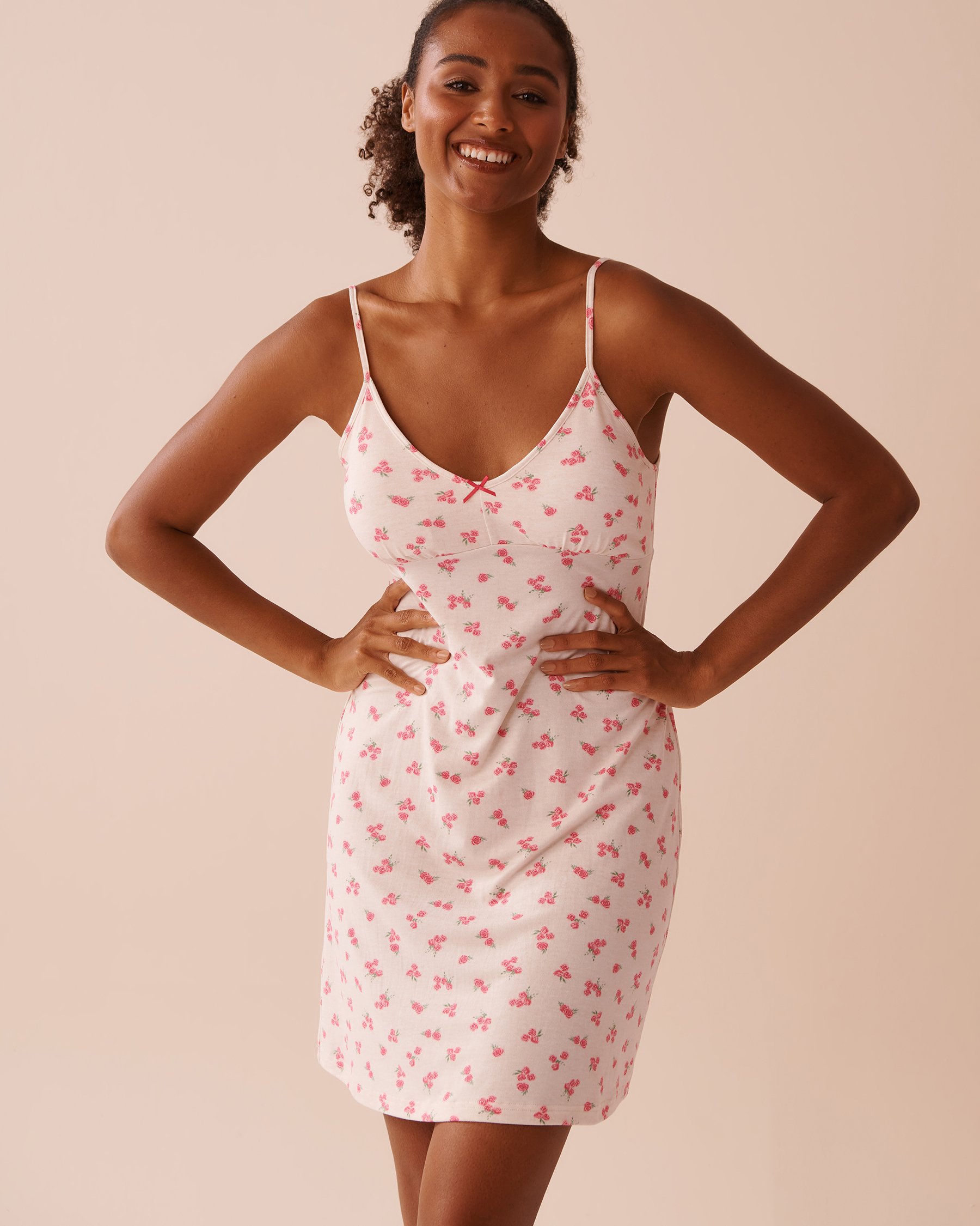 LA VIE EN ROSE Rose Print Super Soft Nightie Oatmeal/Roses 40500408 - View1