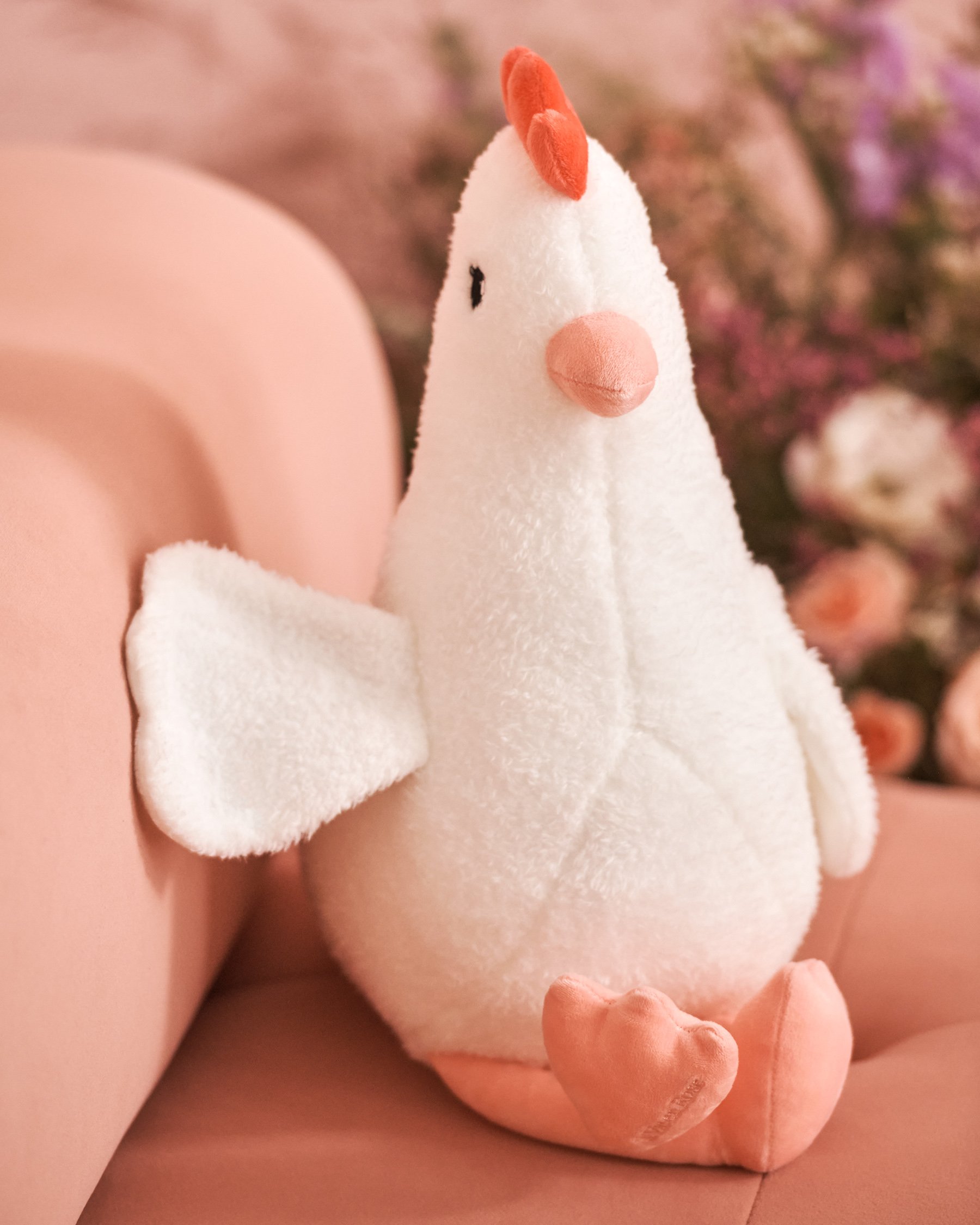 LA VIE EN ROSE Stuffed Chicken White 40700380 - View1