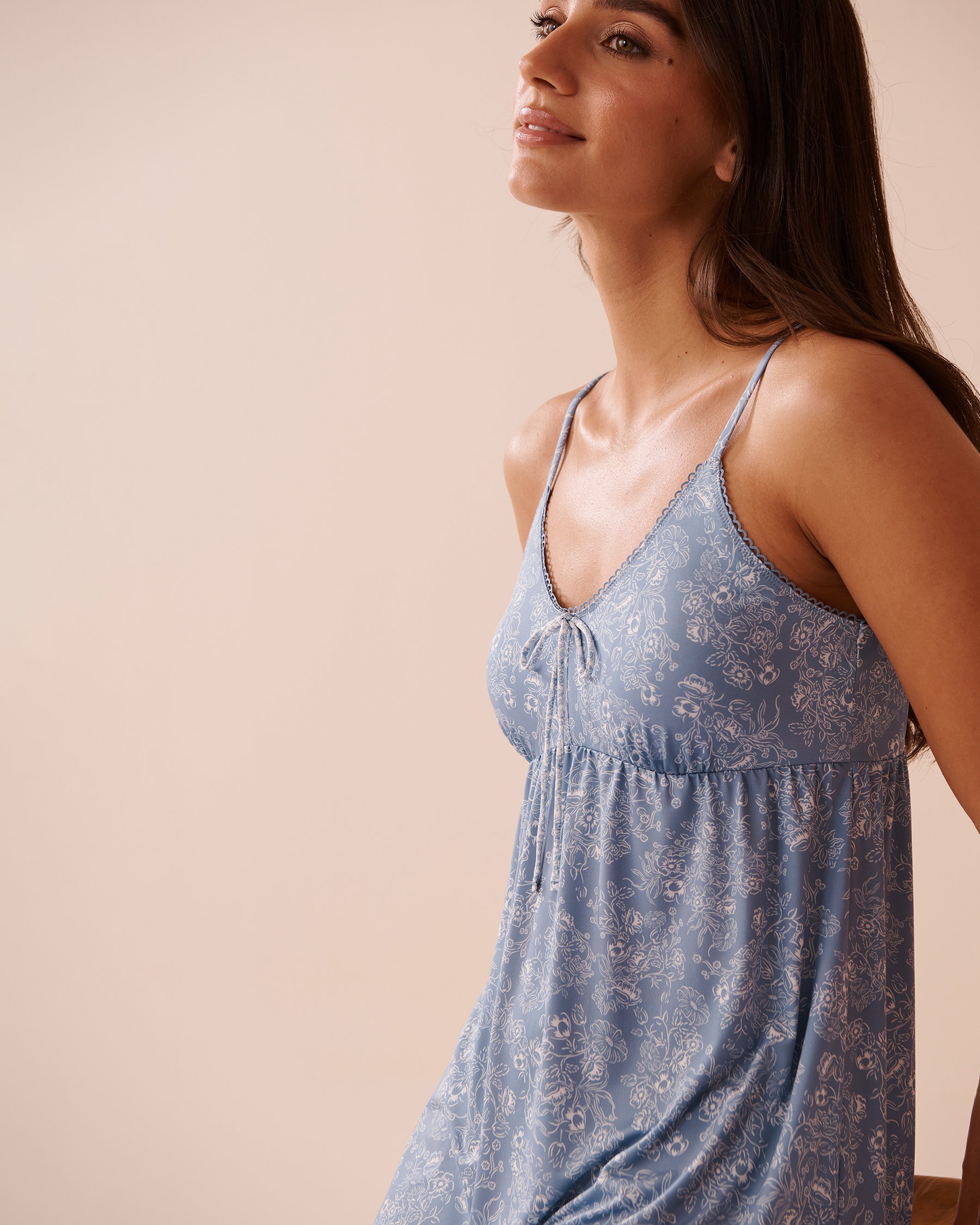 LA VIE EN ROSE White Floral Print Recycled Fibers Ruffled Nightie Morning Dew 60500178 - View3