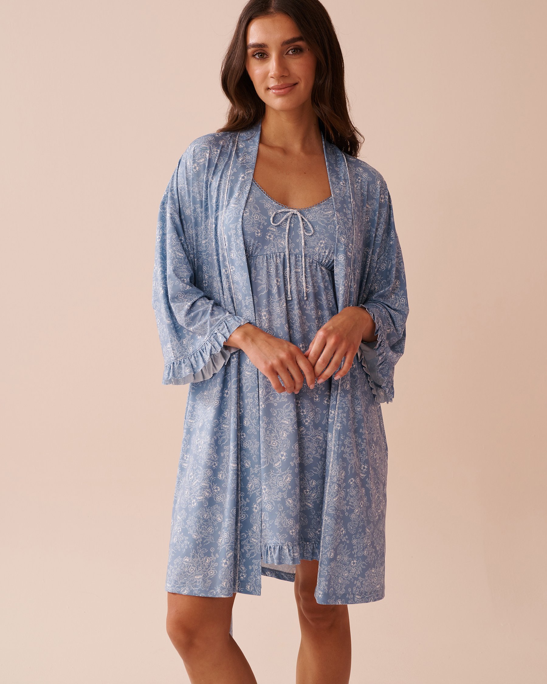 LA VIE EN ROSE White Floral Print Recycled Fibers Ruffled Kimono Morning Dew 60600091 - View4