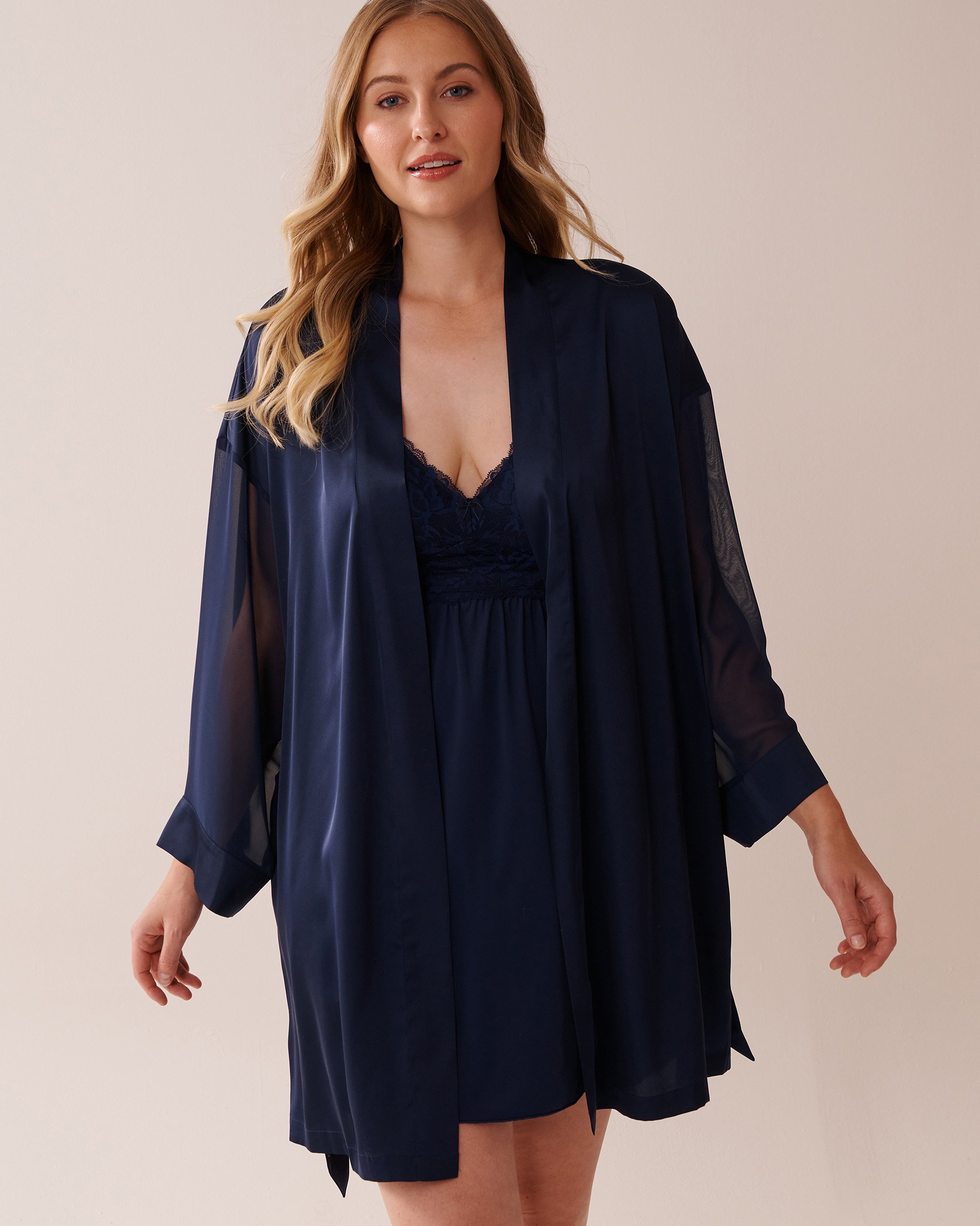 LA VIE EN ROSE Chiffon and Satin Kimono Navy Blue 60600092 - View6