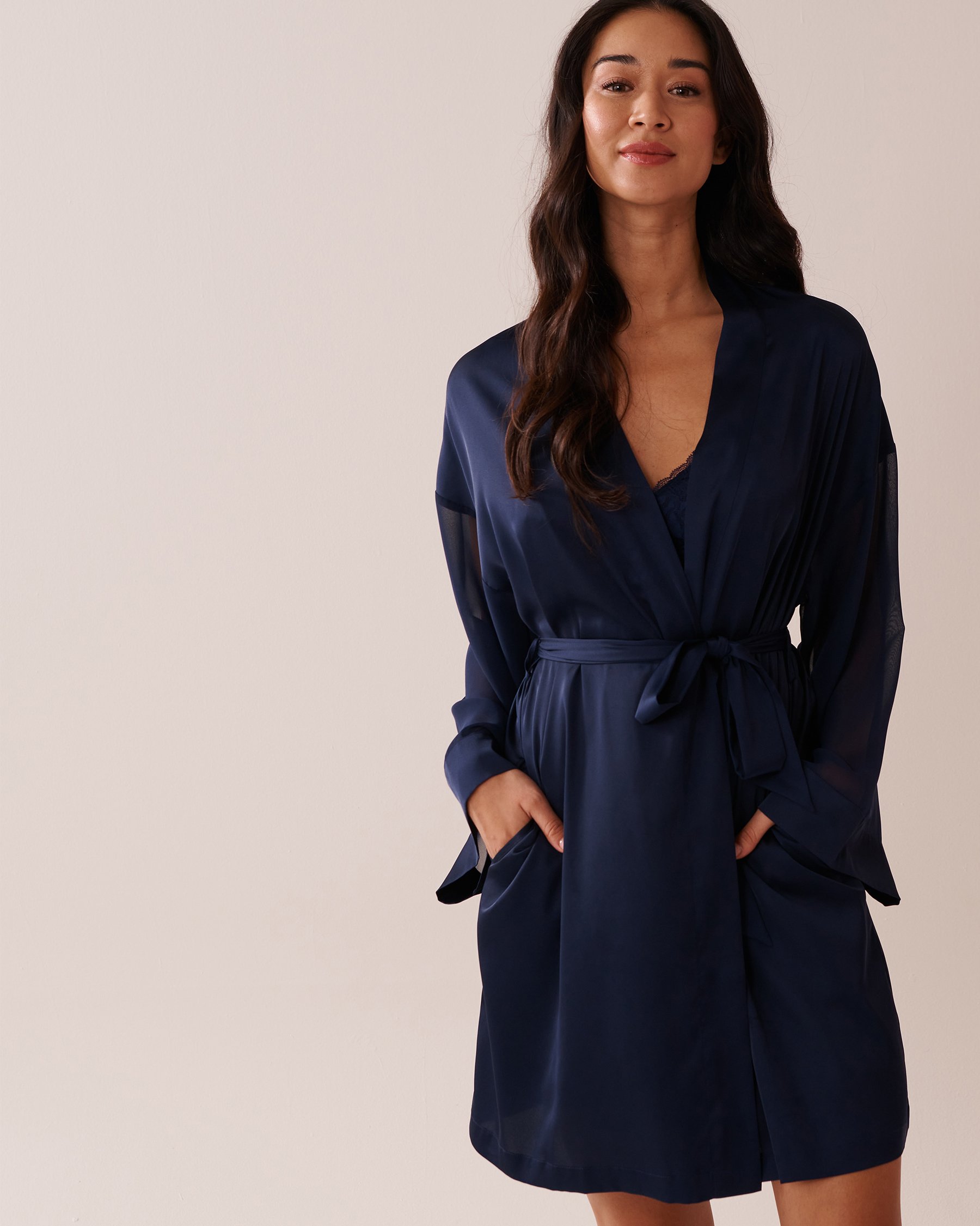 LA VIE EN ROSE Chiffon and Satin Kimono Navy Blue 60600092 - View8