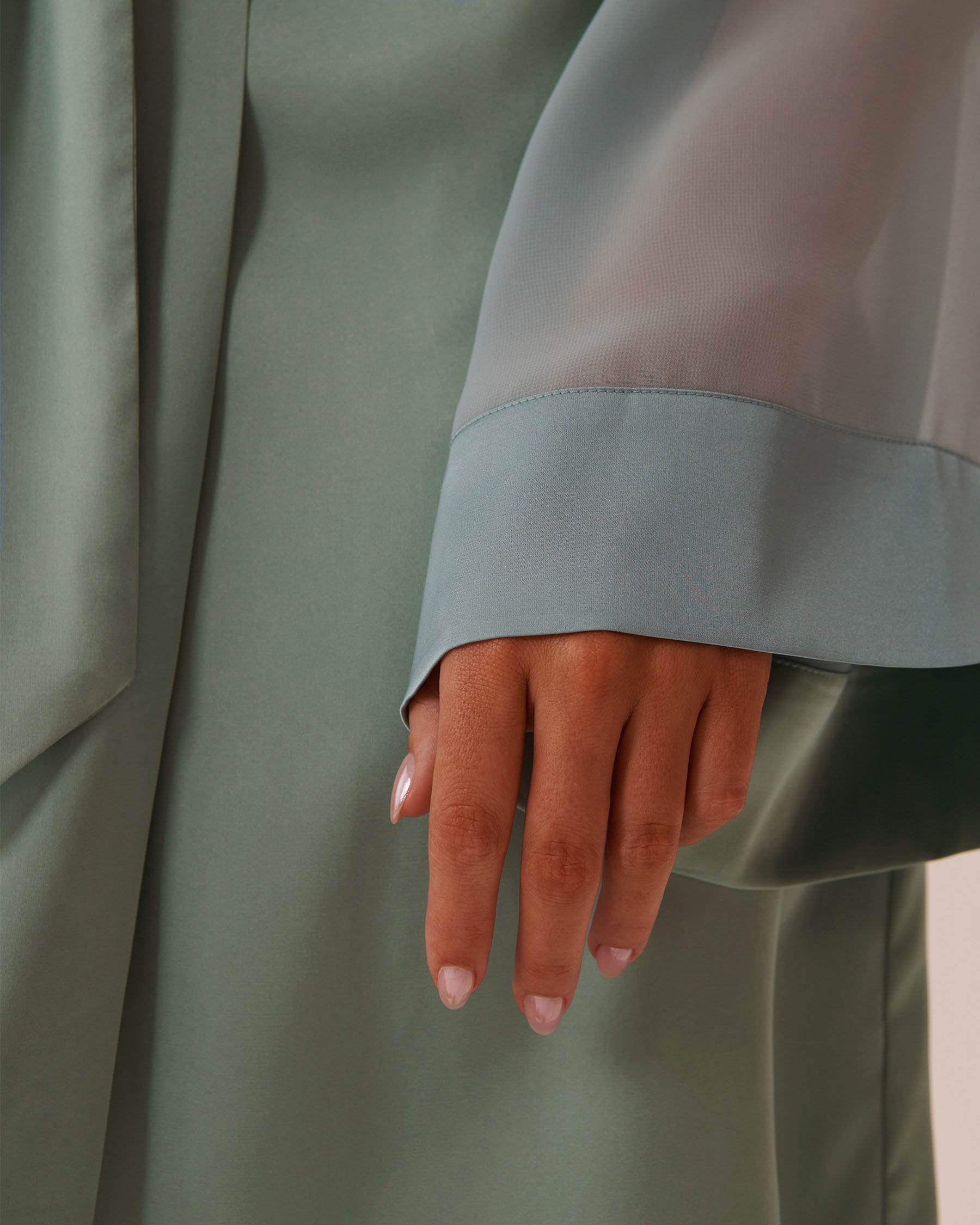 LA VIE EN ROSE Chiffon and Satin Kimono Sage Green 60600092 - View4