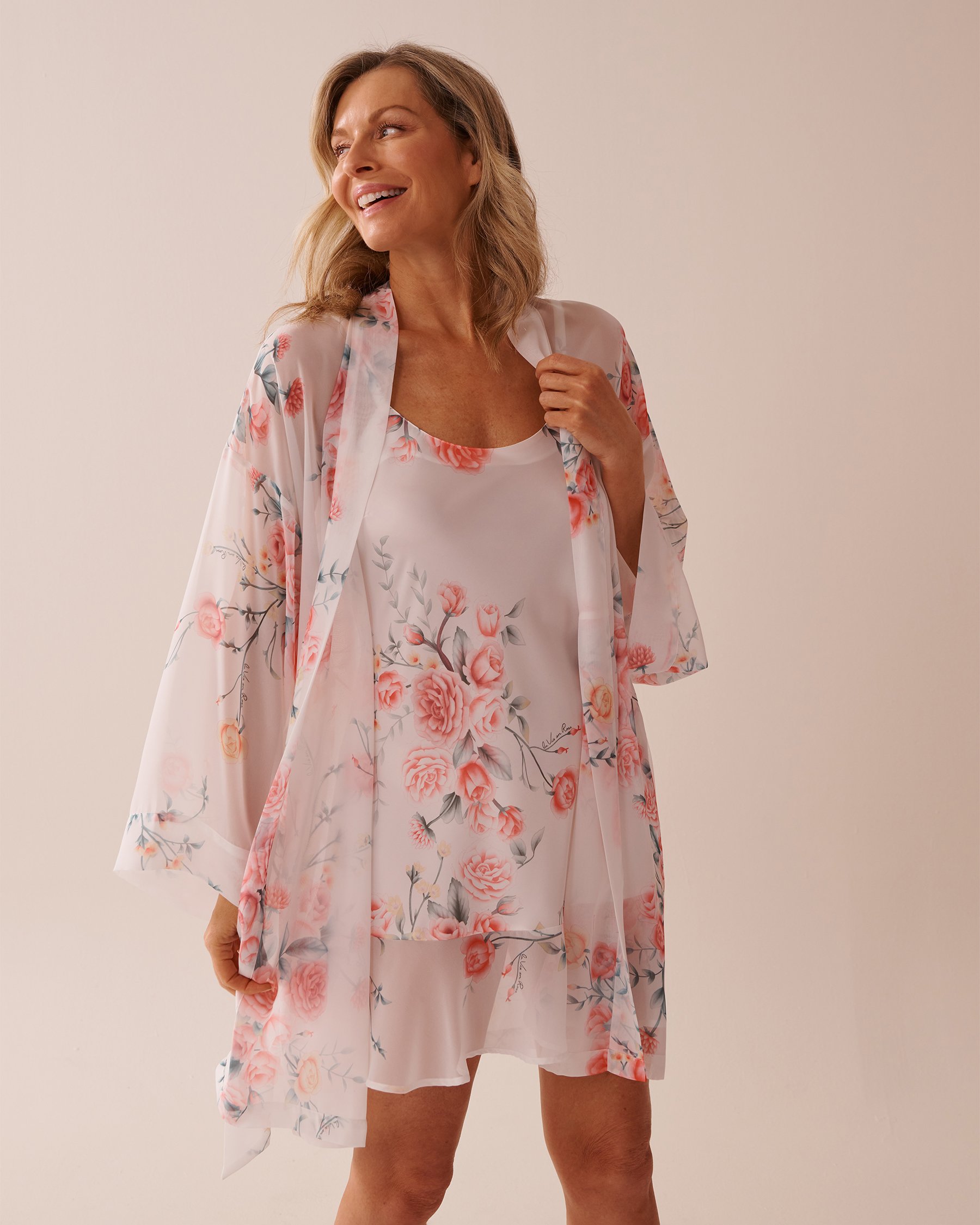 LA VIE EN ROSE Romantic Bouquet Chiffon Kimono Romantic Bouquet 60600090 - View4