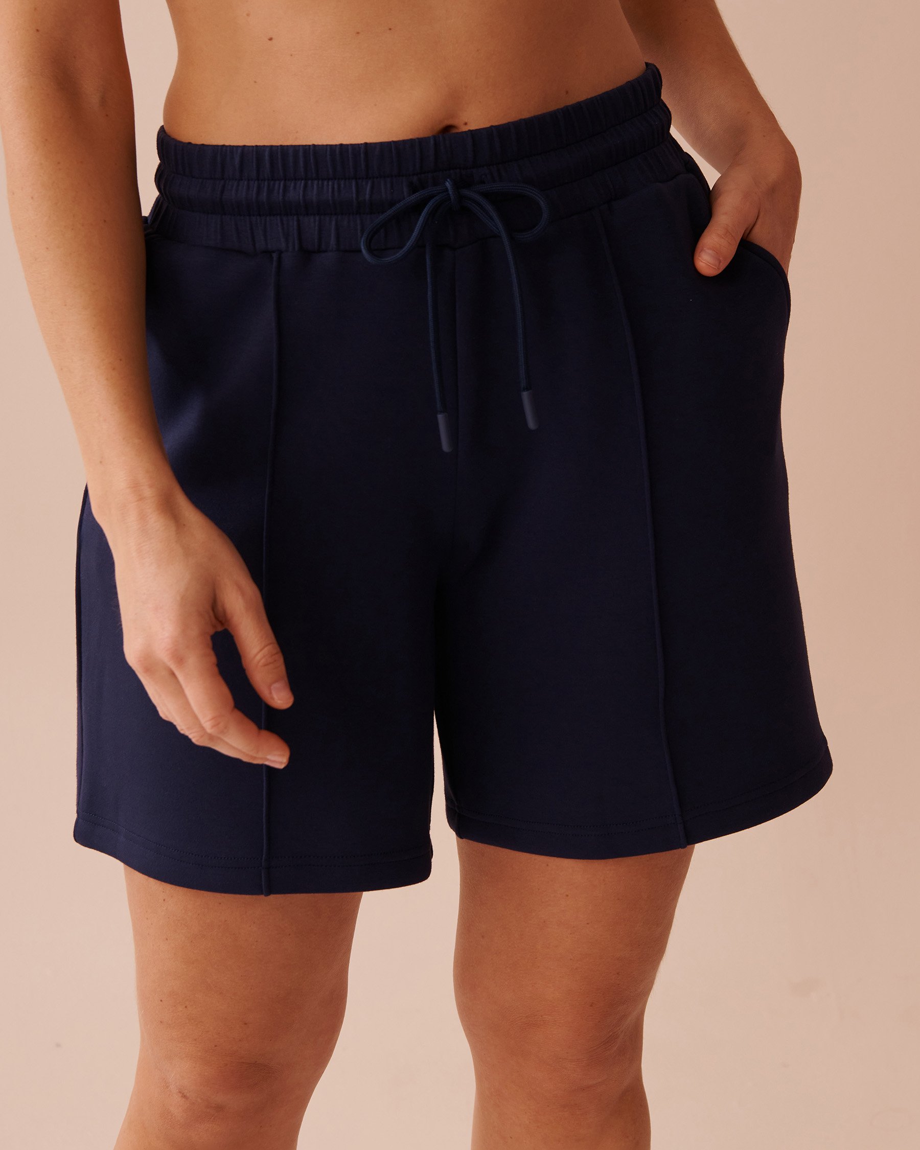 LA VIE EN ROSE Short bermuda Bleu marine 50200088 - View1