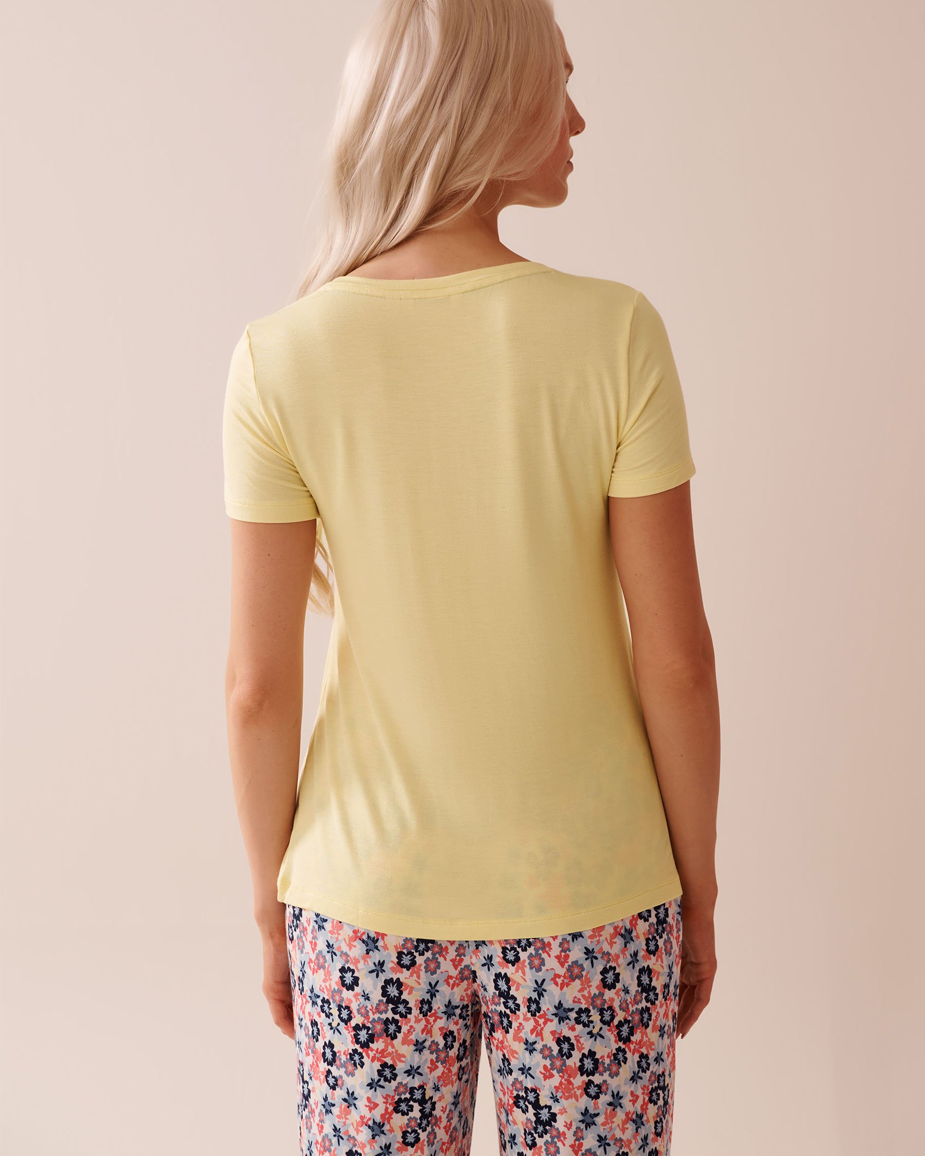 LA VIE EN ROSE Chandail manches courtes en jersey doux imprimé papillon Jaune citron 40100719 - View2