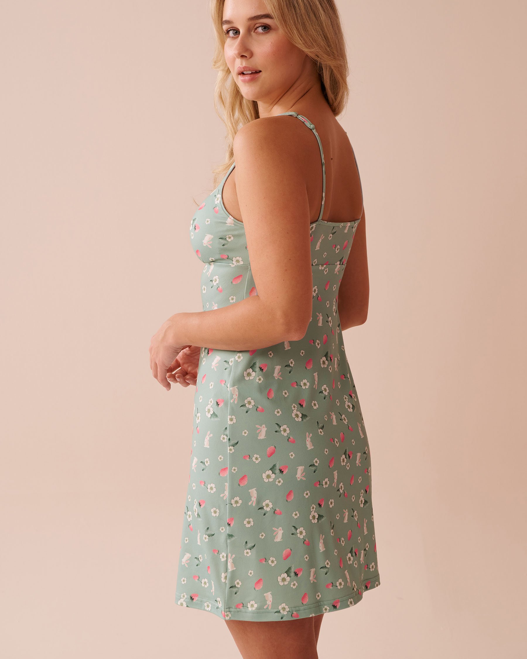 LA VIE EN ROSE Rabbit & Strawberry Print Super Soft Nightie Green/Rabbits & Strawberries 40500415 - View2