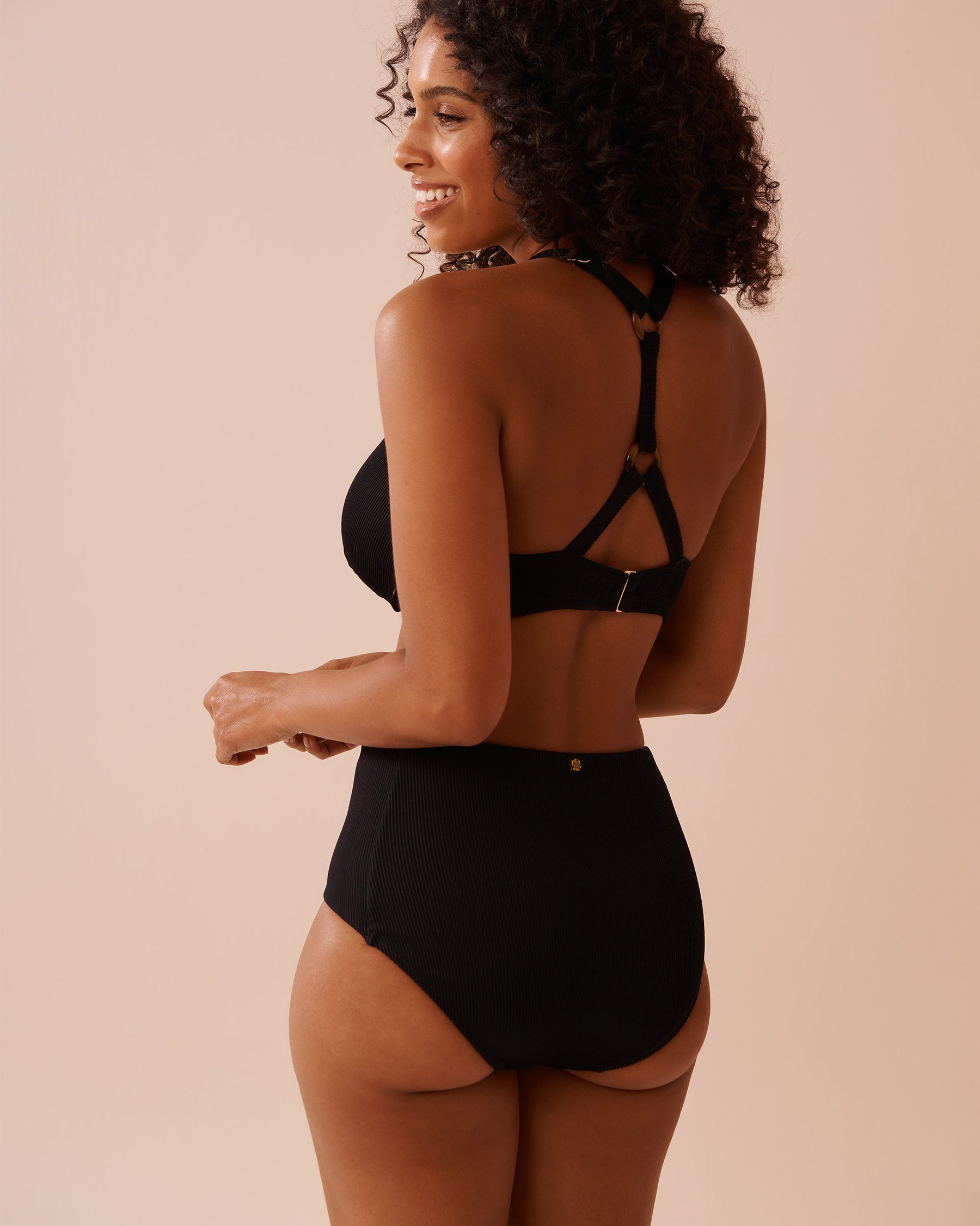 LA VIE EN ROSE AQUA SOLID Ribbed D Cup Full Coverage Bikini Top Black 70200164 - View2