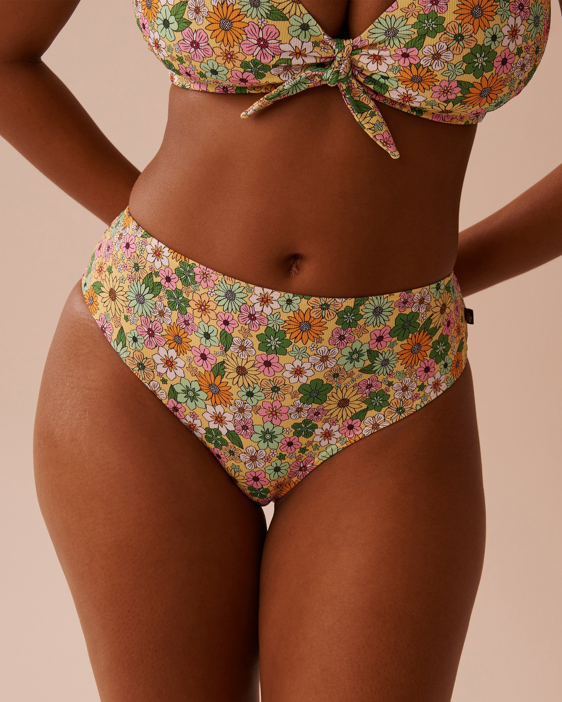 LA VIE EN ROSE AQUA FLOWER POWER Ribbed Mid Waist Cheeky Bikini Bottom Flower Power 70300672 - View6