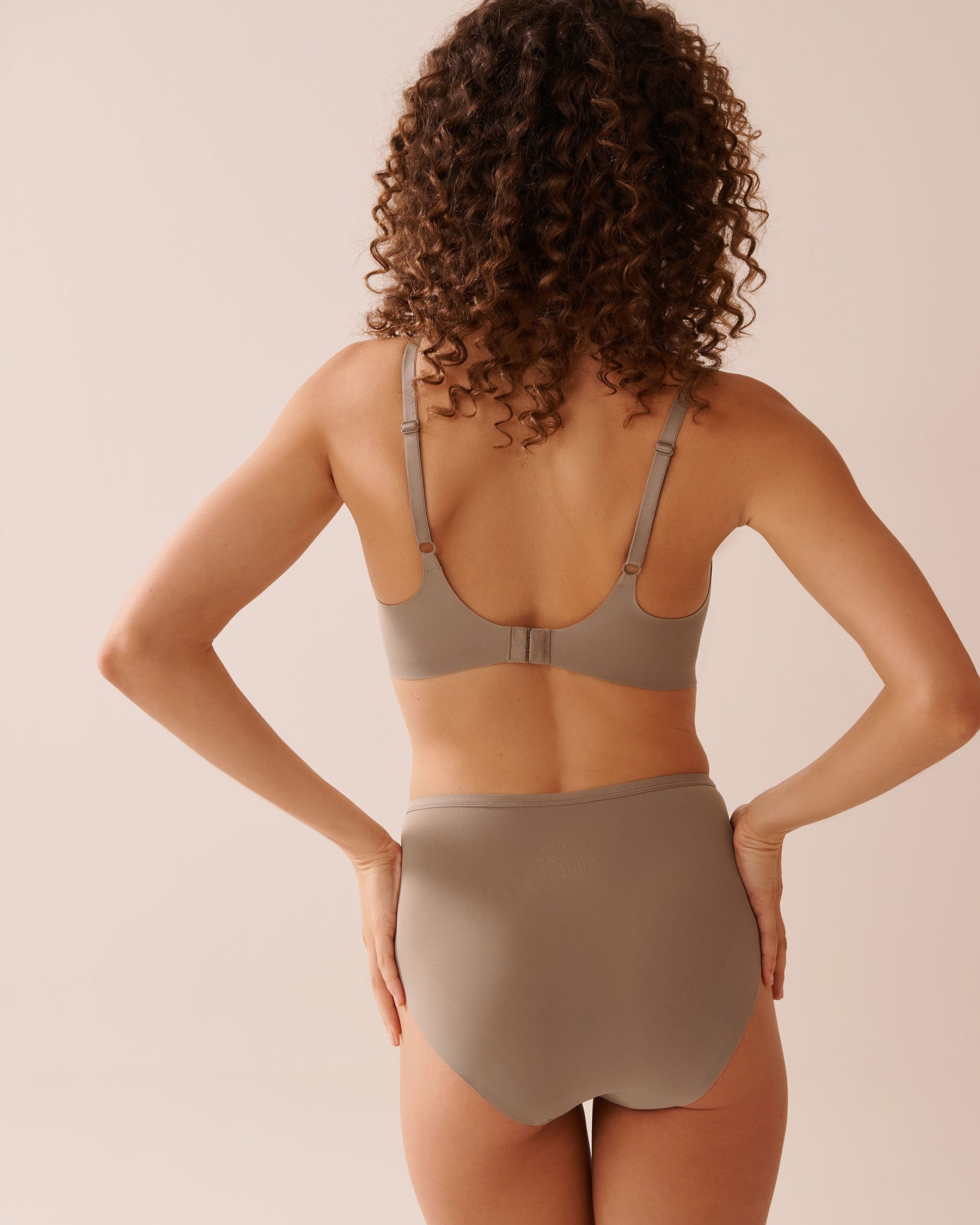 LA VIE EN ROSE Push-up Lounge Bralette Brown 10300197 - View3