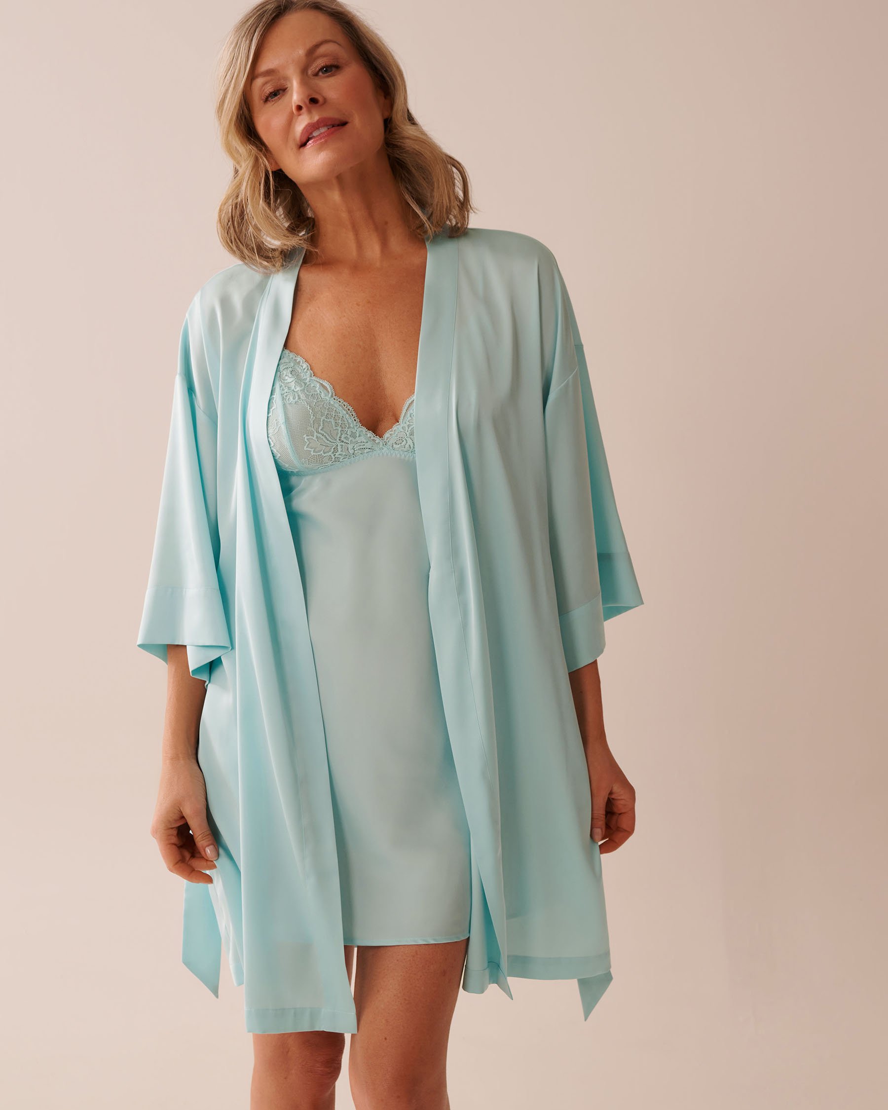 LA VIE EN ROSE Satin Kimono Turquoise 60600094 - View7