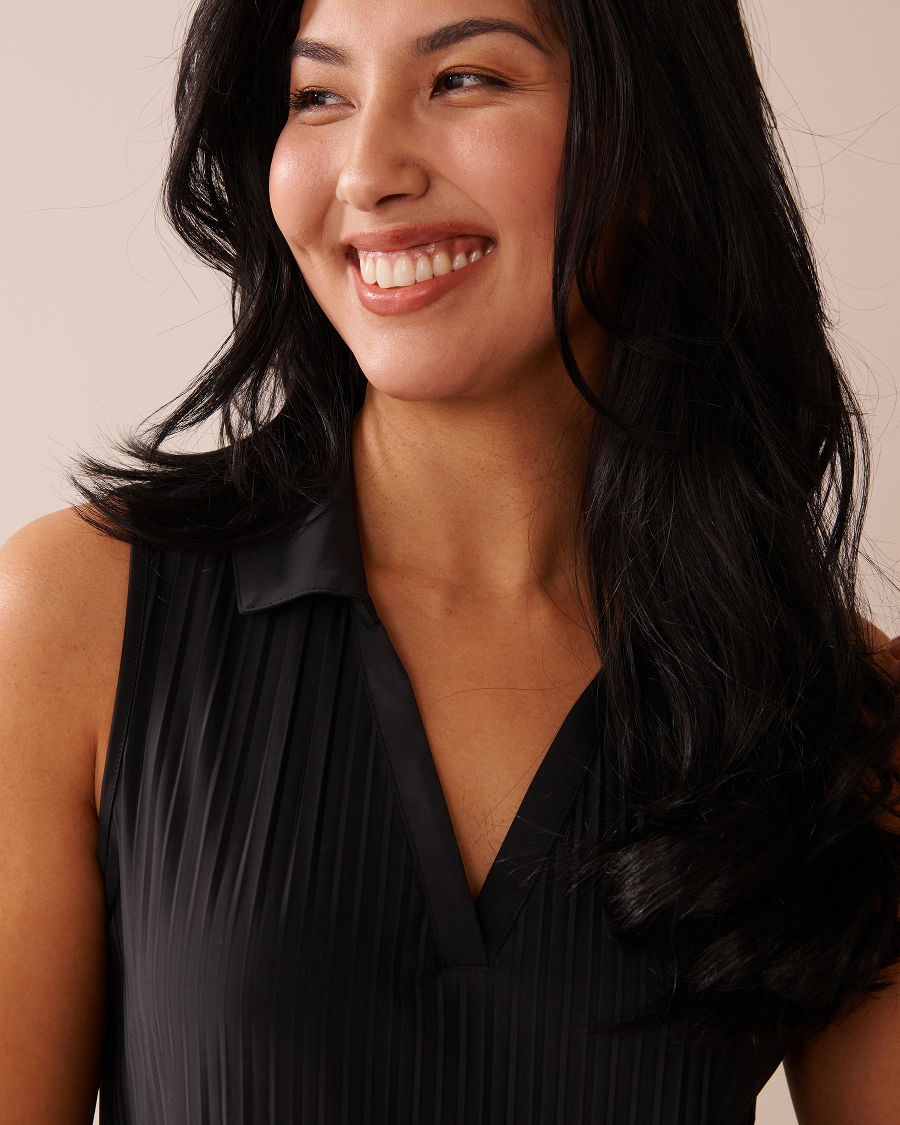 LA VIE EN ROSE Lightweight Pleated Effect Shirt Collar Dress Black 50400042 - View6