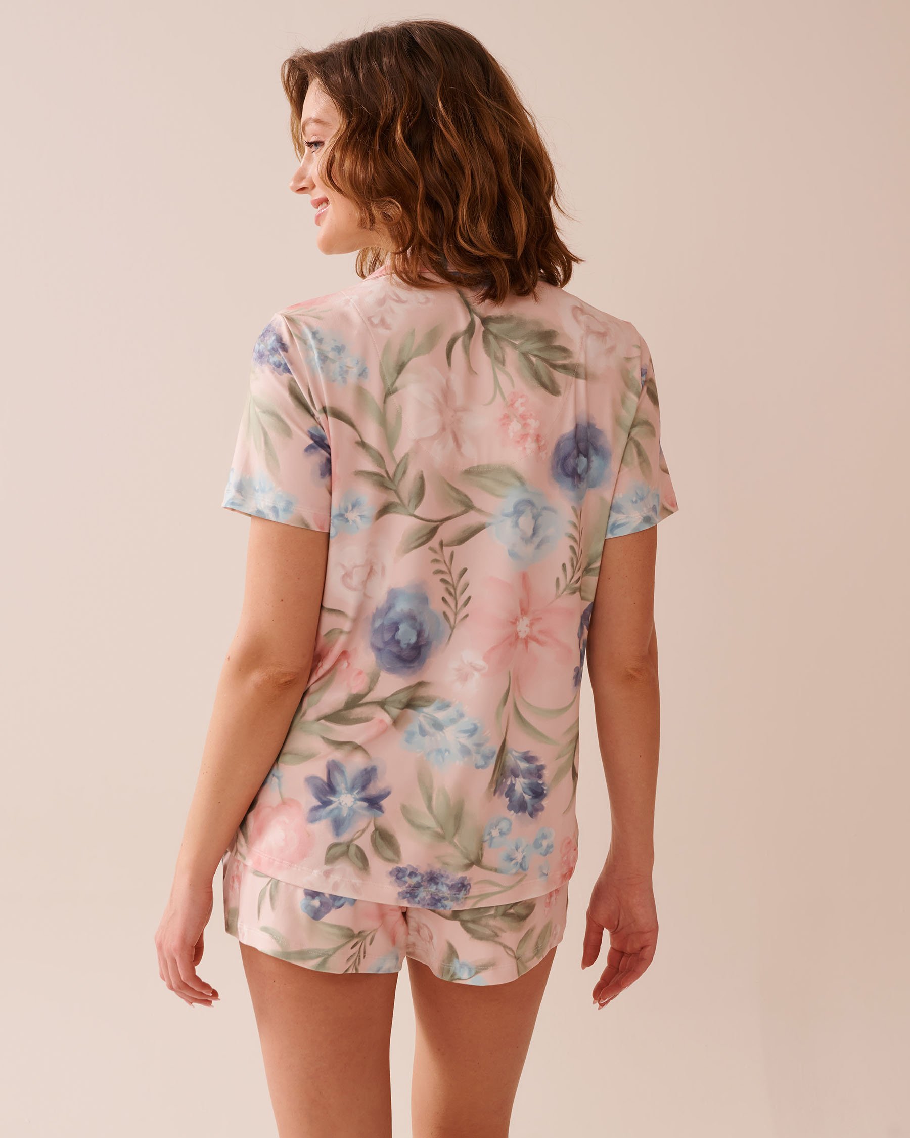 LA VIE EN ROSE Watercolor Flower Print Super Soft Button-down Shirt Watercolor Flowers 40100746 - View2