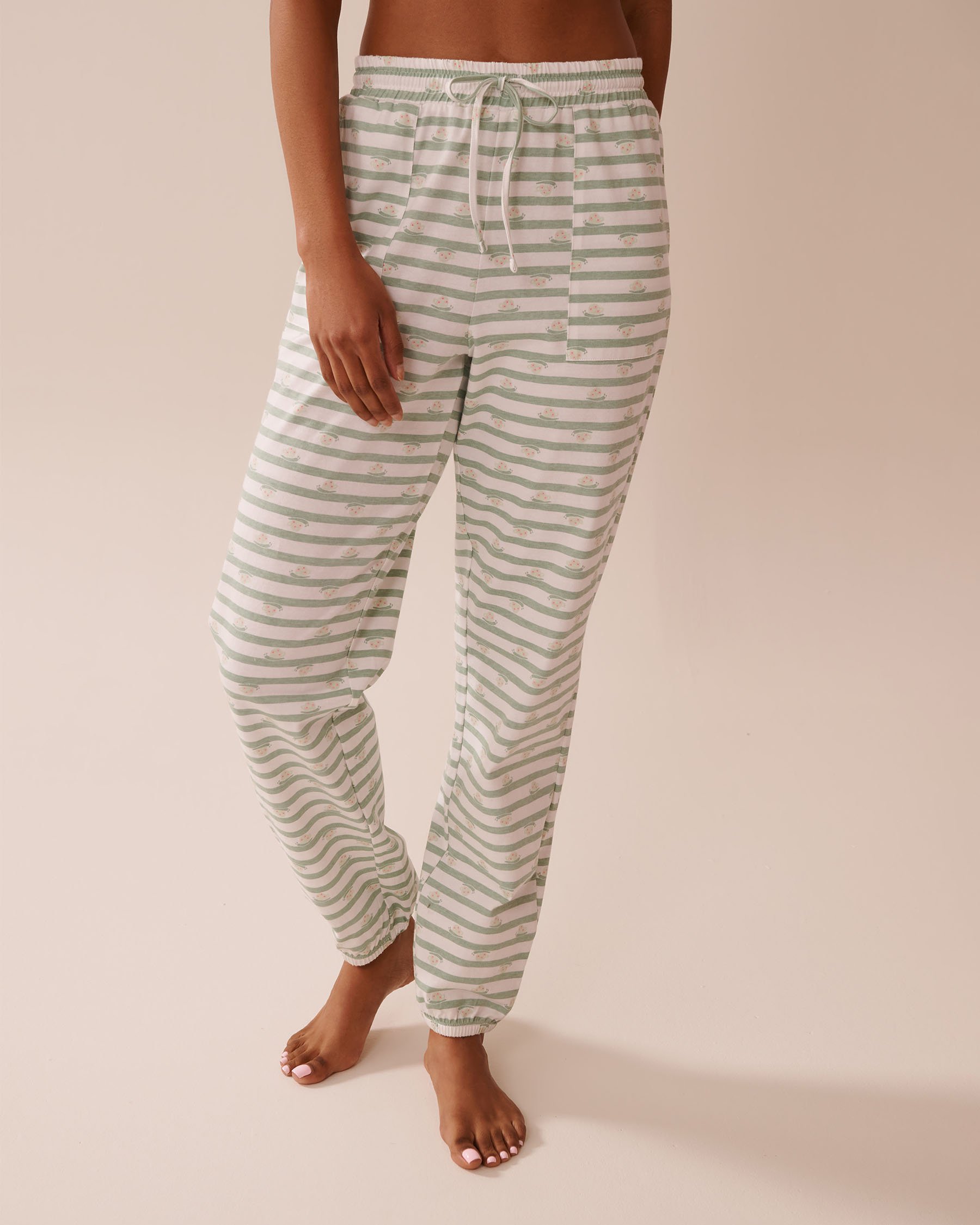 LA VIE EN ROSE Snail Print Cotton Jogger Pajama Pants Frosty Green/Snails 40200715 - View1