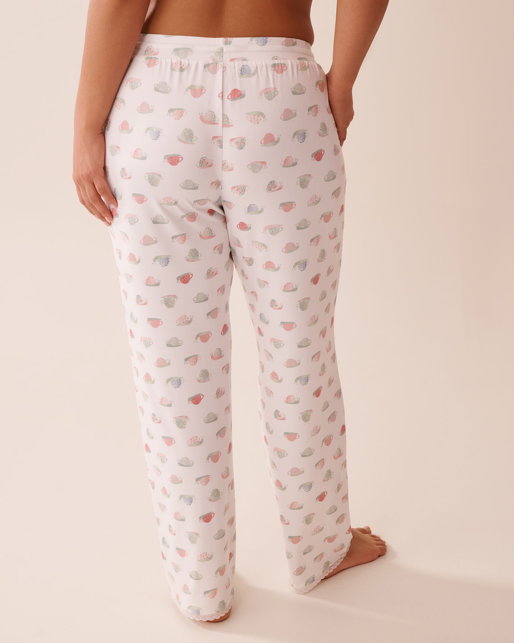 LA VIE EN ROSE Snail Print Lace Trim Super Soft Pajama Pants White/Snail 40200729 - View4