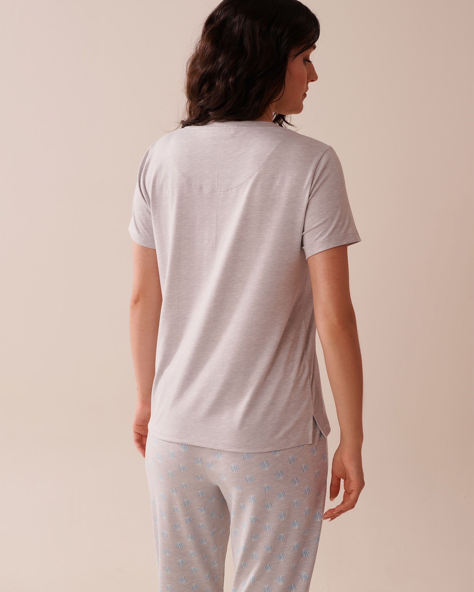 LA VIE EN ROSE T-shirt ultra doux imprimé coquillage Gris 40100735 - View2