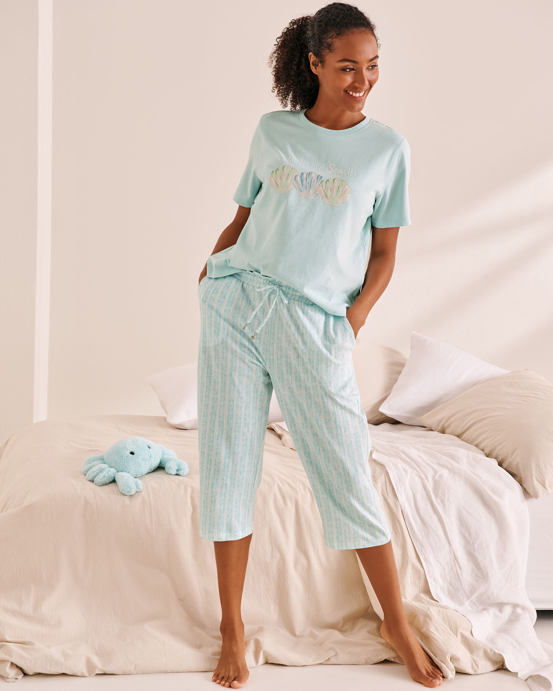 LA VIE EN ROSE Stripe Print Cotton Pajama Capris Aqua Blue Stripe 40200714 - View1