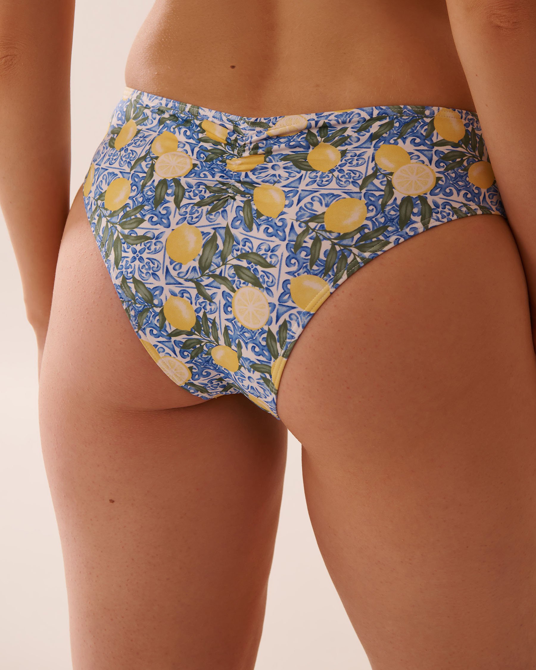 LA VIE EN ROSE AQUA LEMON TILE Mid Waist Cheeky Bikini Bottom Lemon Tile 70300706 - View3