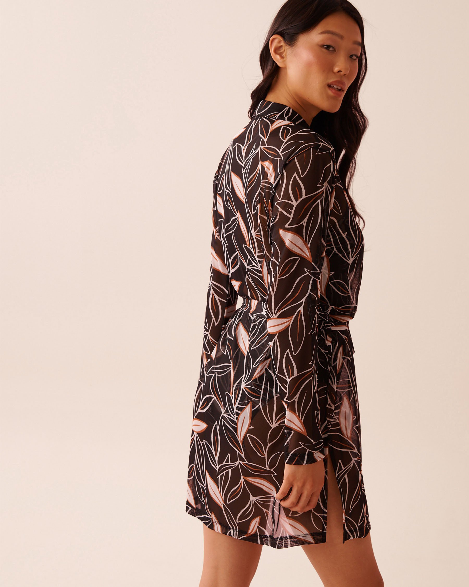 LA VIE EN ROSE AQUA Long Mesh Button-down Shirt Tropical Outline 80100041 - View2