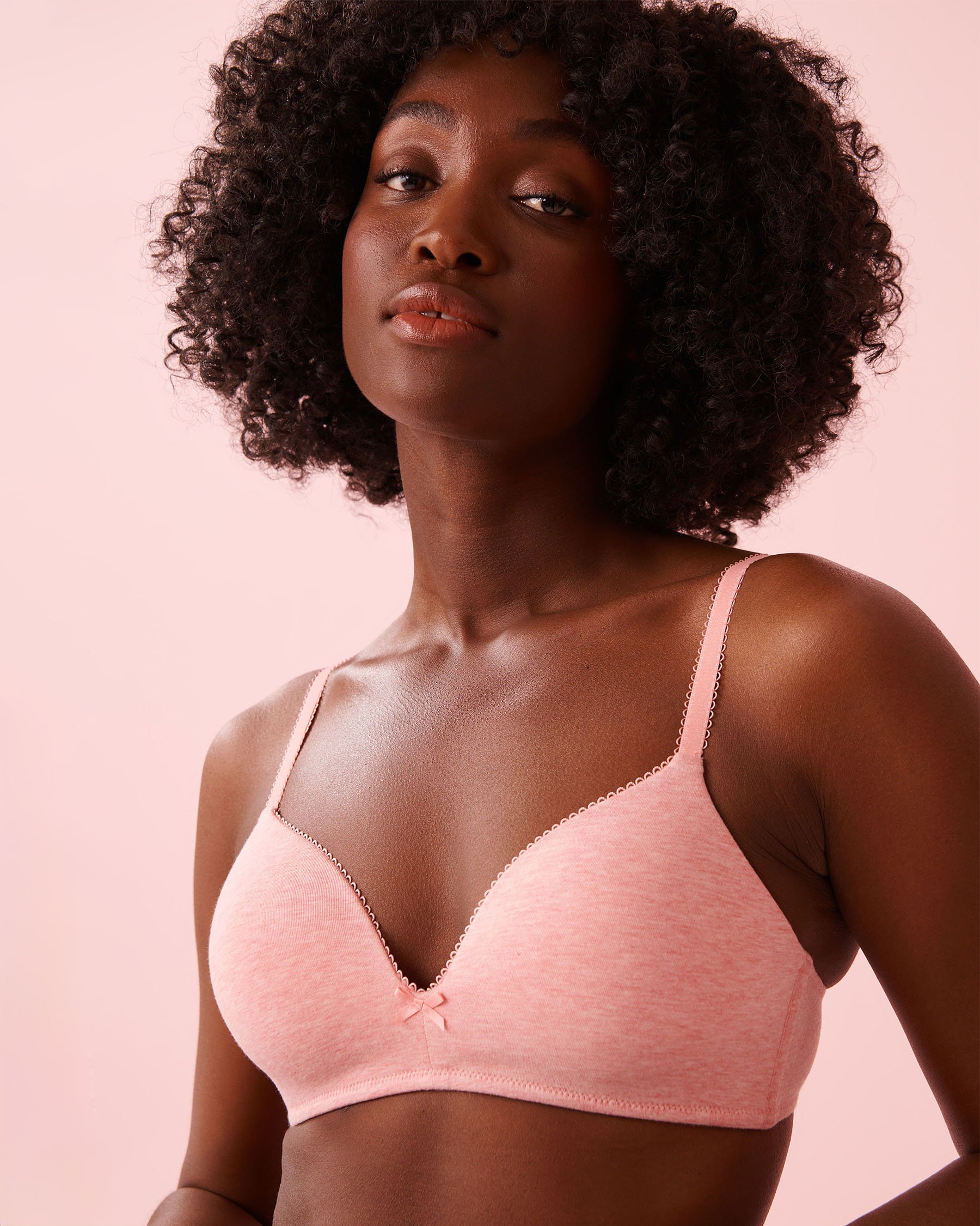 LA VIE EN ROSE Lightly Lined Wireless Cotton Bra Pink Icing 10200565 - View3