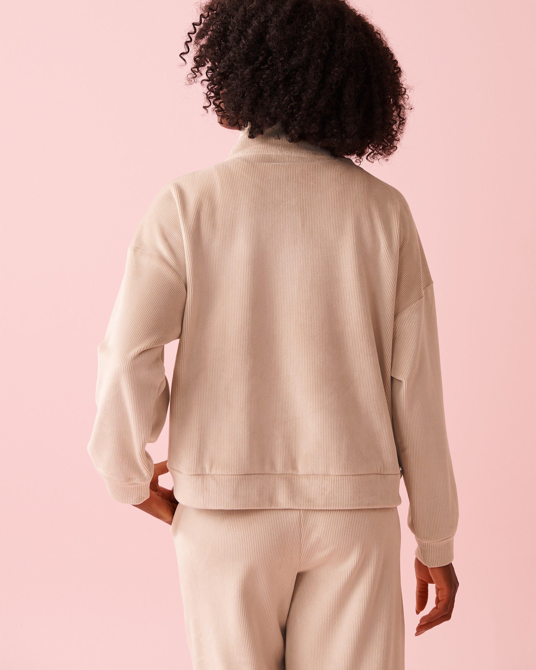 LA VIE EN ROSE Heavy Ribbed Zip-up Sweatshirt Beige 50100121 - View2