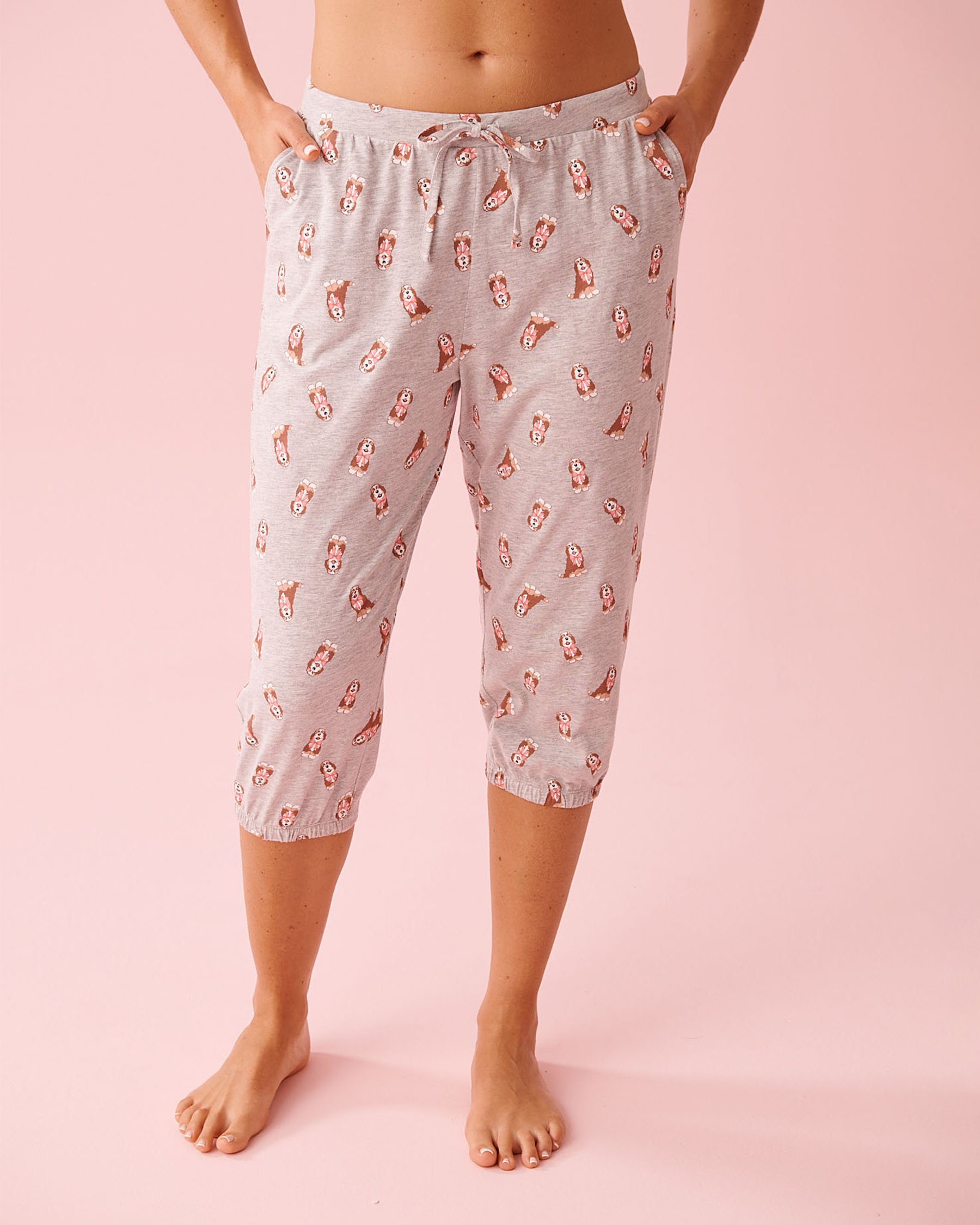 LA VIE EN ROSE Dog Print Cotton Fitted Capris Grey/Dogs 40200820 - View1