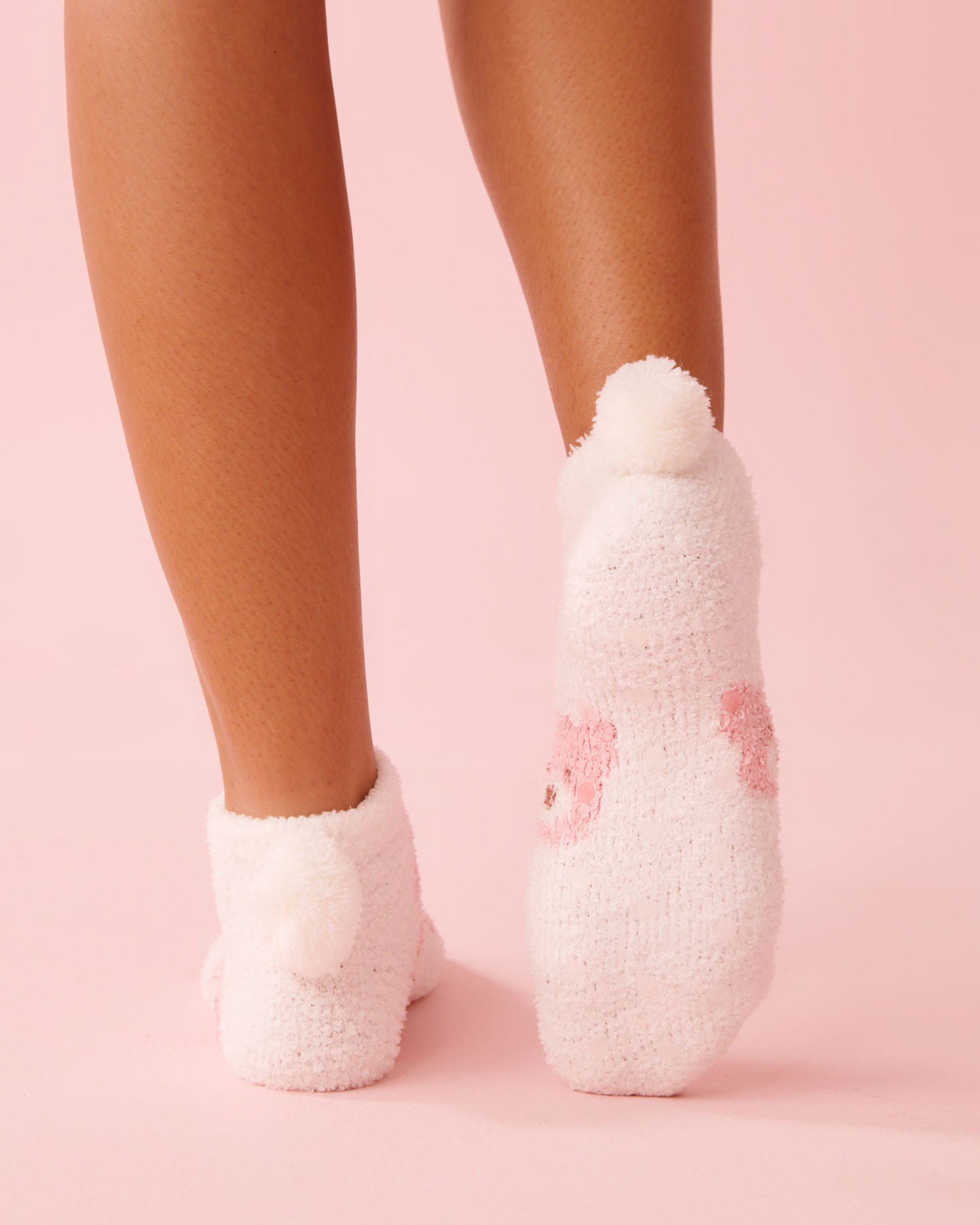 LA VIE EN ROSE Teddy Bear Print Pompom Soft Plush Socks White/Teddy Bears 40700456 - View3