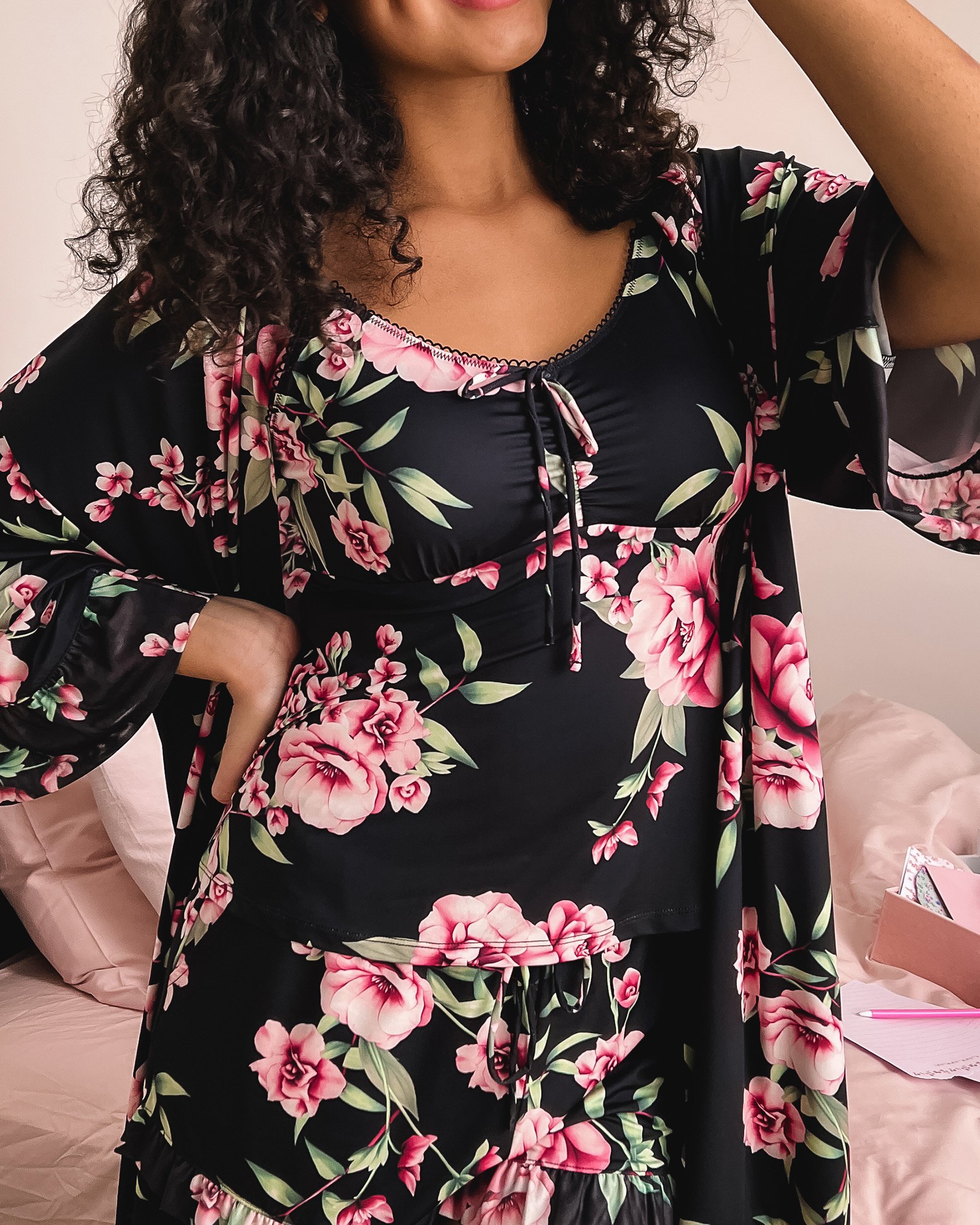 LA VIE EN ROSE Peony Print Recycled Fibers Mesh Trim Kimono Black/Pink Flowers 60600111 - View5