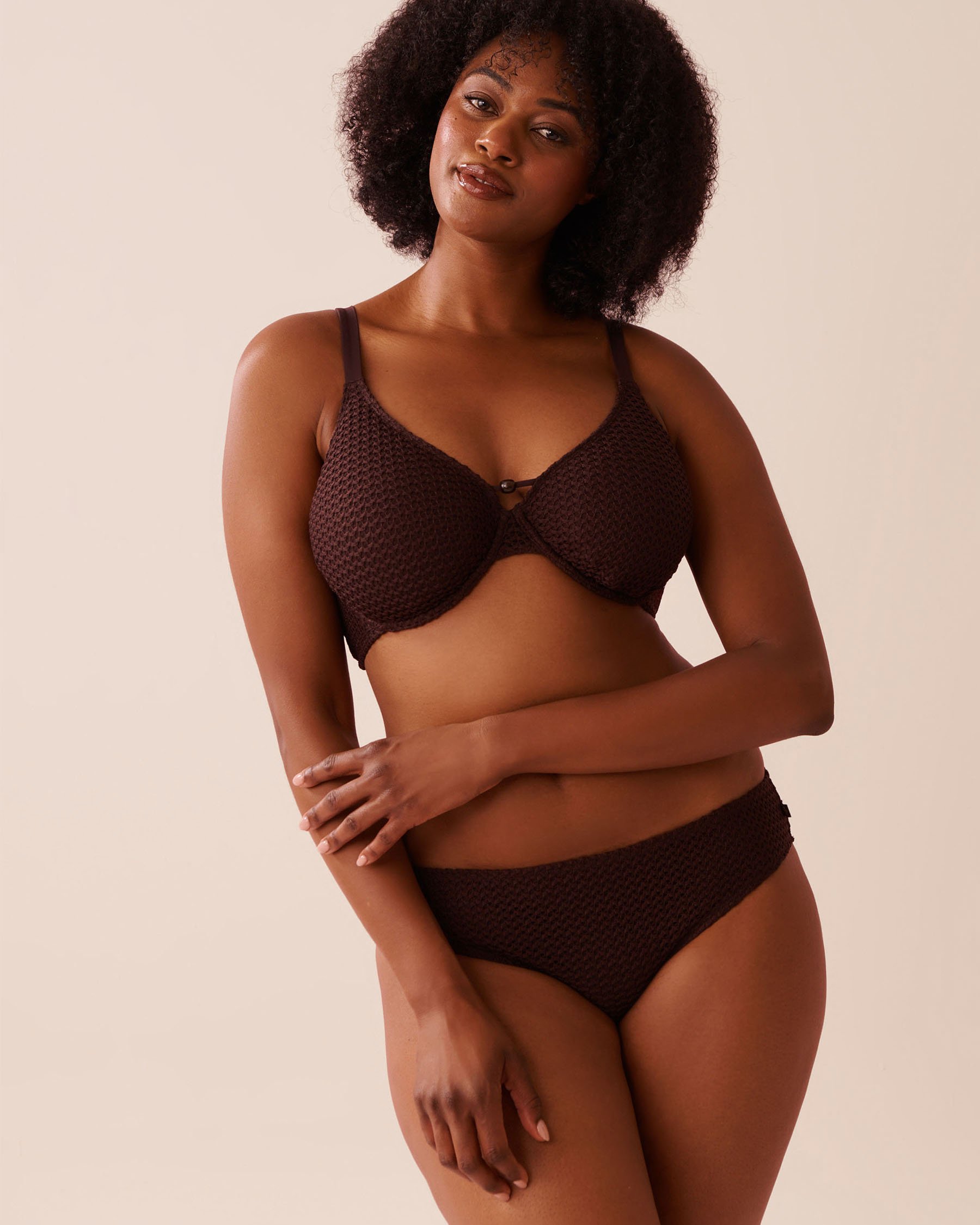 LA VIE EN ROSE AQUA CHOCOLATE Crochet Cheeky Bikini Bottom Chocolate 70300815 - View3