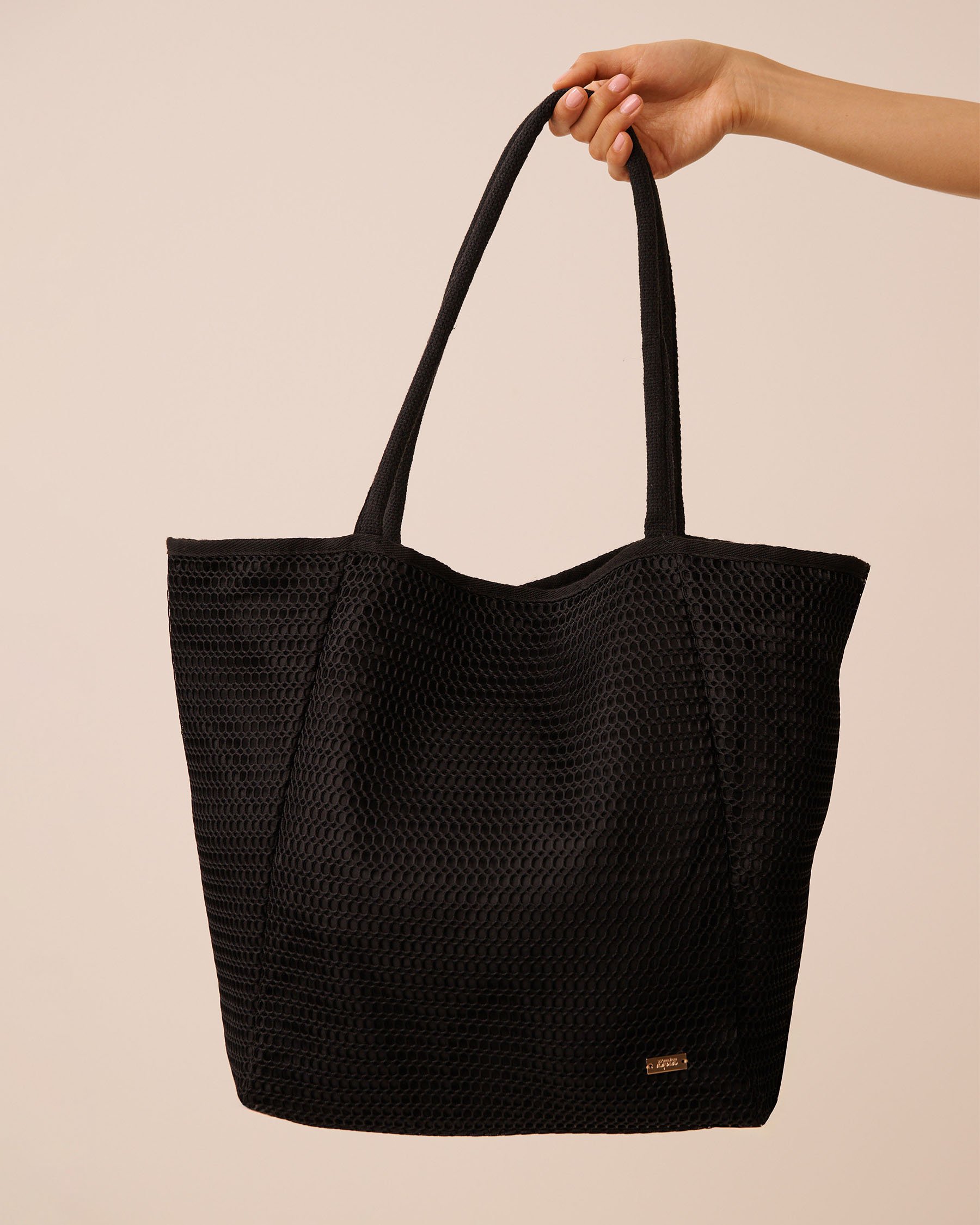 LA VIE EN ROSE AQUA Crochet Bag Black 80500127 - View1