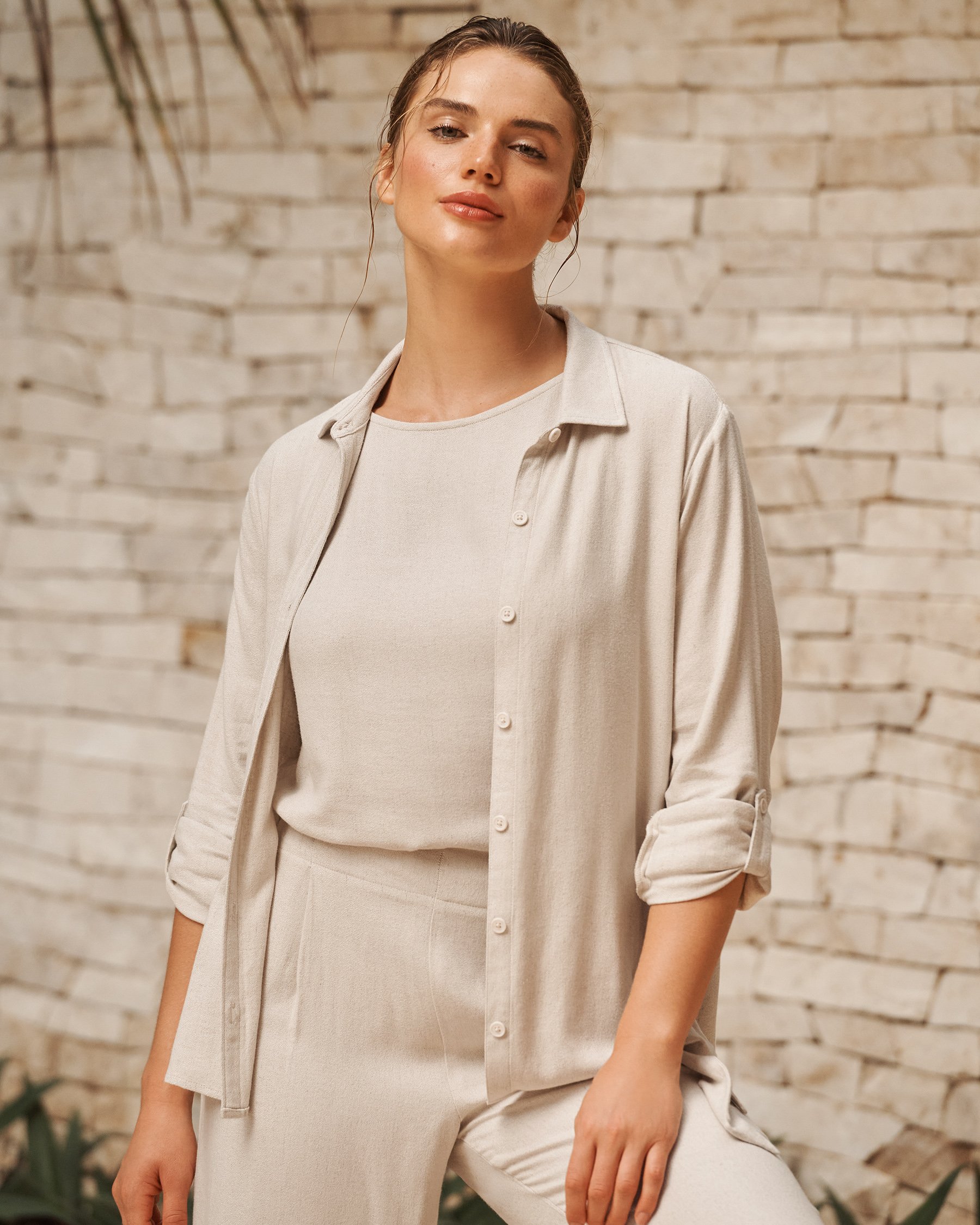 LA VIE EN ROSE AQUA Linen Blend Button-down Shirt Sand 80100044 - View1